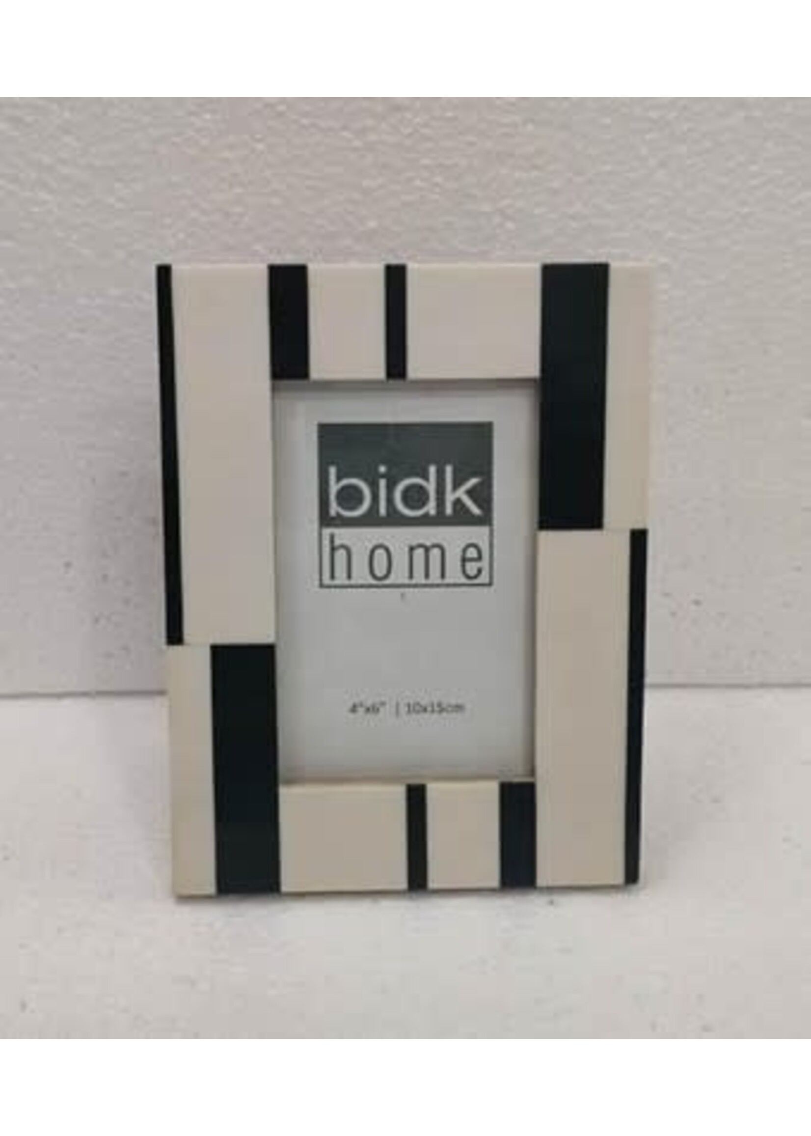 4X6 RESIN BK/WT FRAME