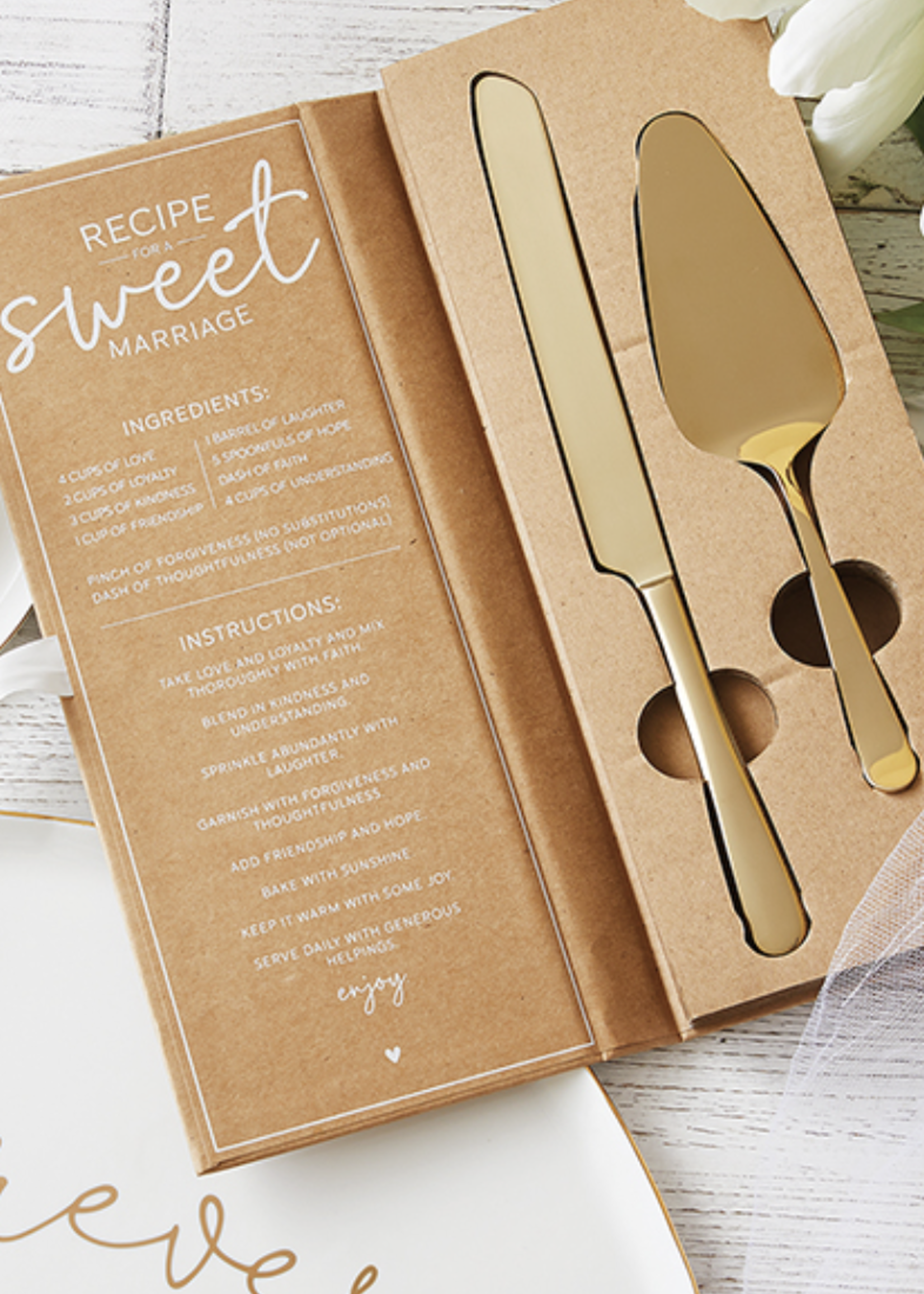 SB Design Studio Cake Server Set | Gold