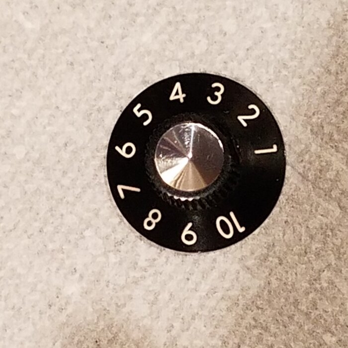 Fender Fender 1968 Deluxe Reverb Amp Knob