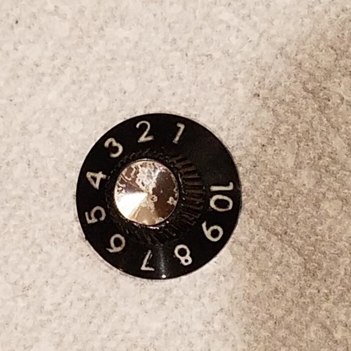 Fender Fender Deluxe Reverb  1968 Amp Knob