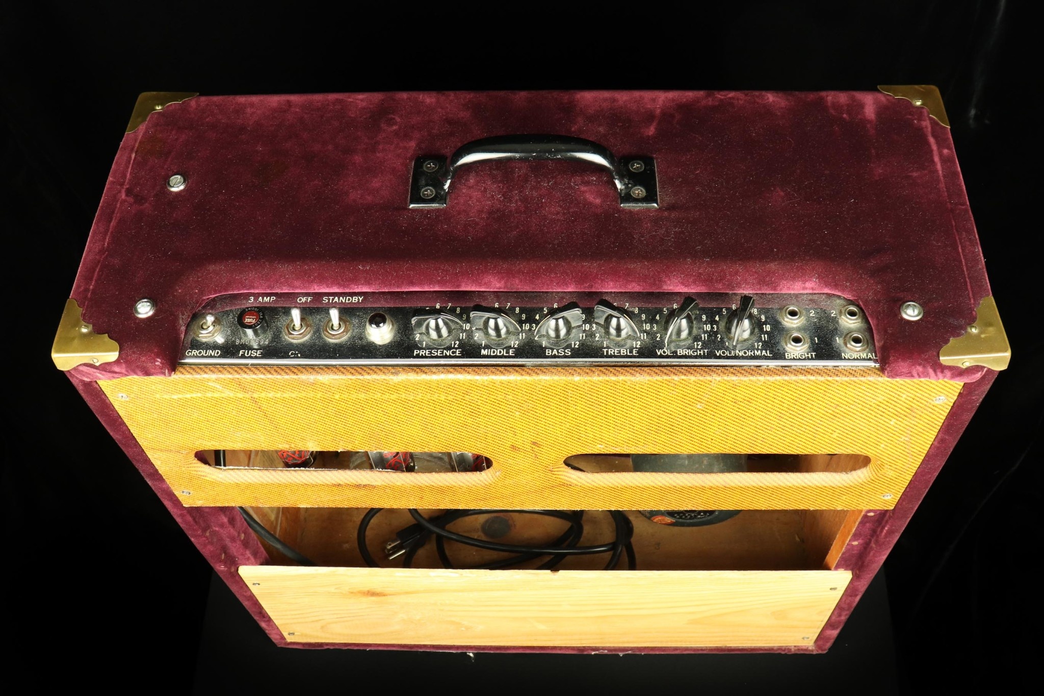 Fender 1960 Fender Bassman - Burgundy Velvet