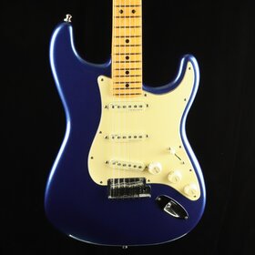 Fender Fender American Ultra Stratocaster - Cobra Blue