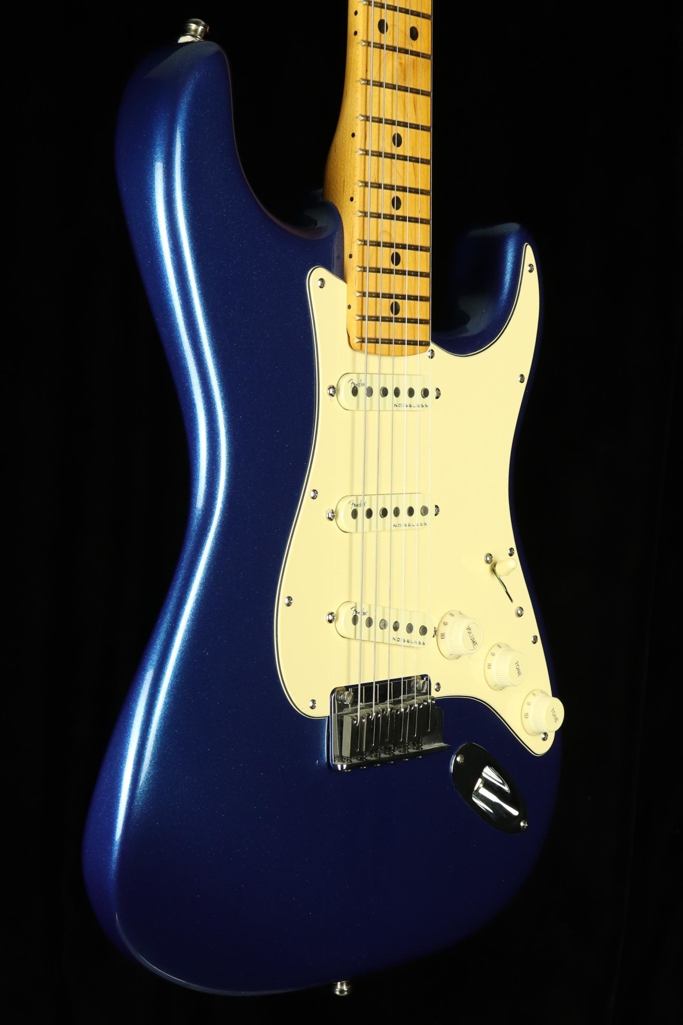 Cobra blue stratocaster deals