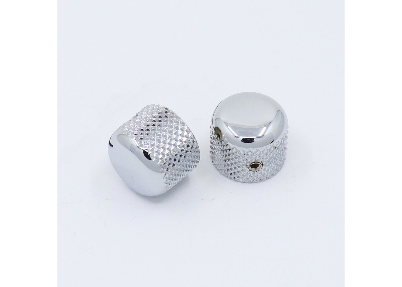 MannMade USA MannMade USA Medium Knurled Dome Top Knob - Shorty - Chrome - Set of 2