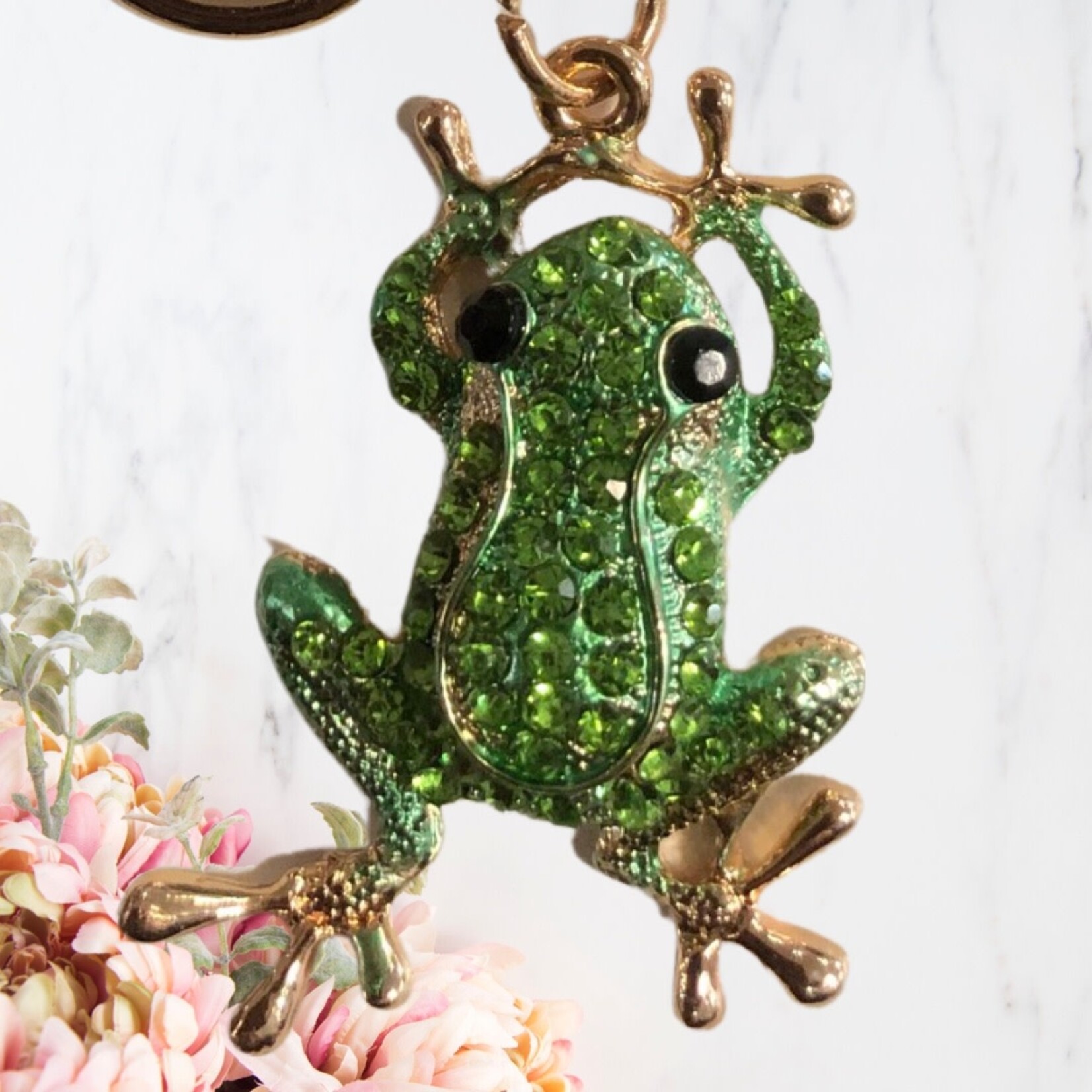 La Vida Green Rhinestone Frog on Gold Keyring