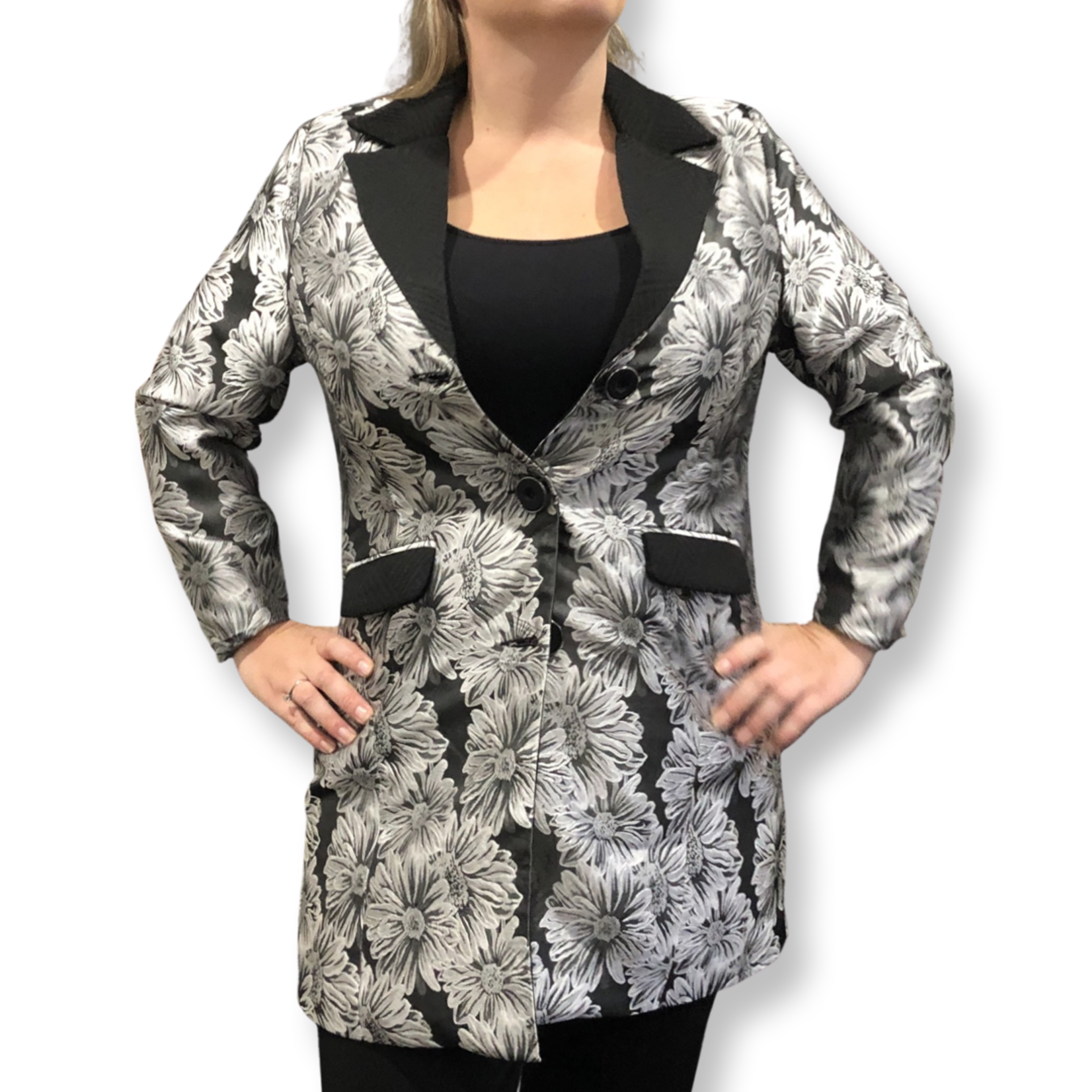 Wishstone Silver & Black Lapel Long Jacket