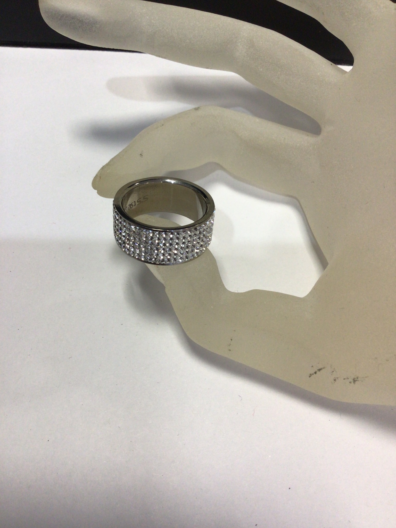 Swarovski band ring deals