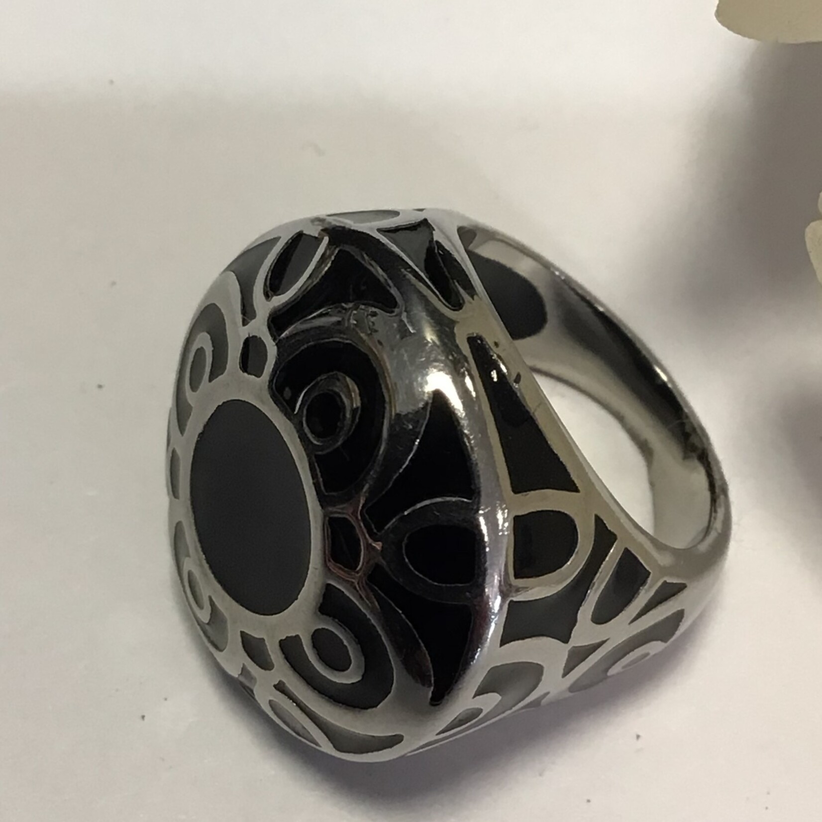 S.S Jewellery Black Silver Round Chunky Ring