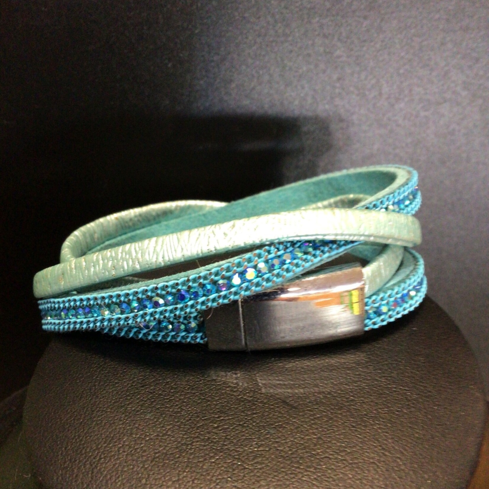 Zizu Aqua Wrap Magnetic Bracelet
