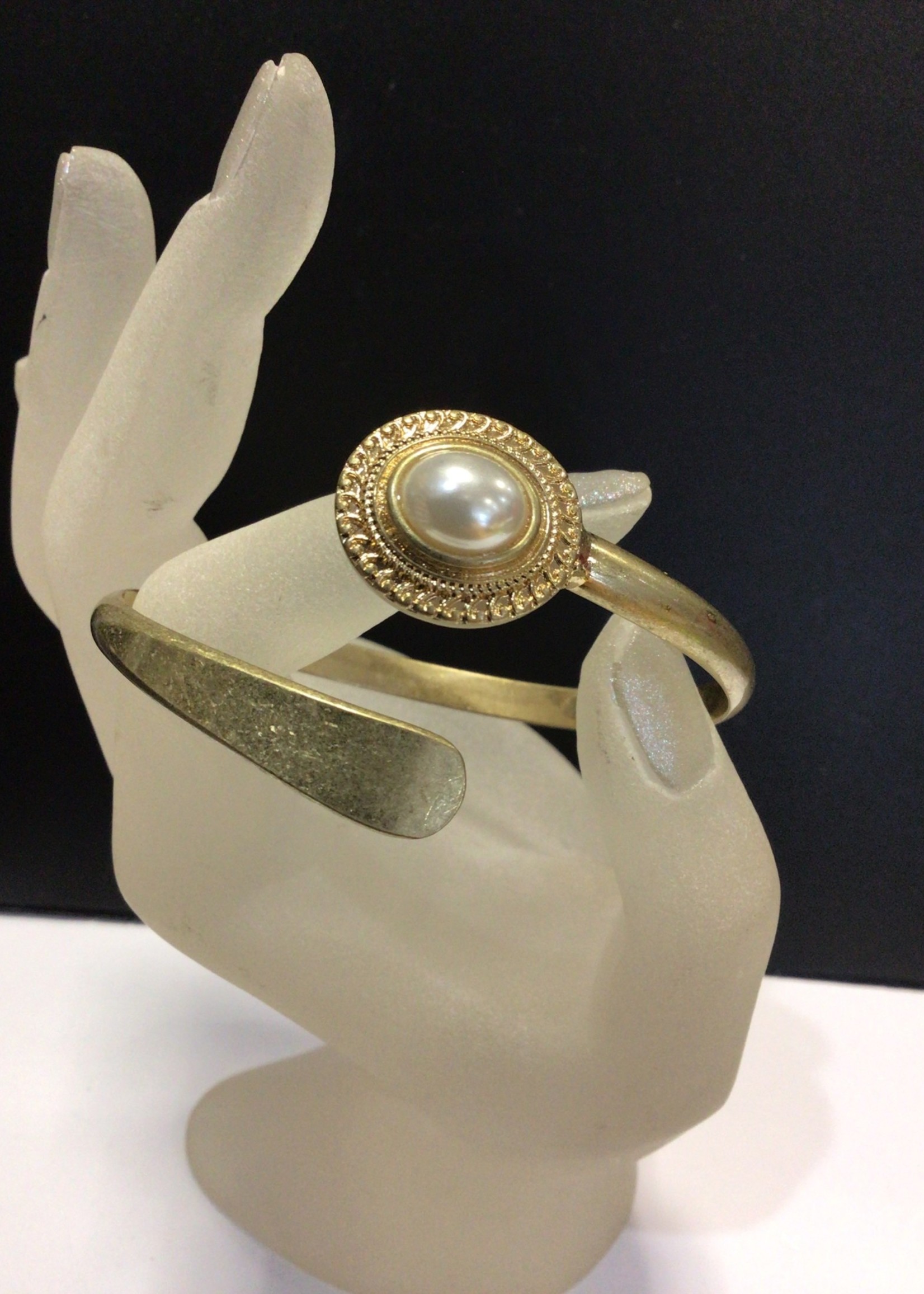 Antique Gold Pearl Curved Bangle