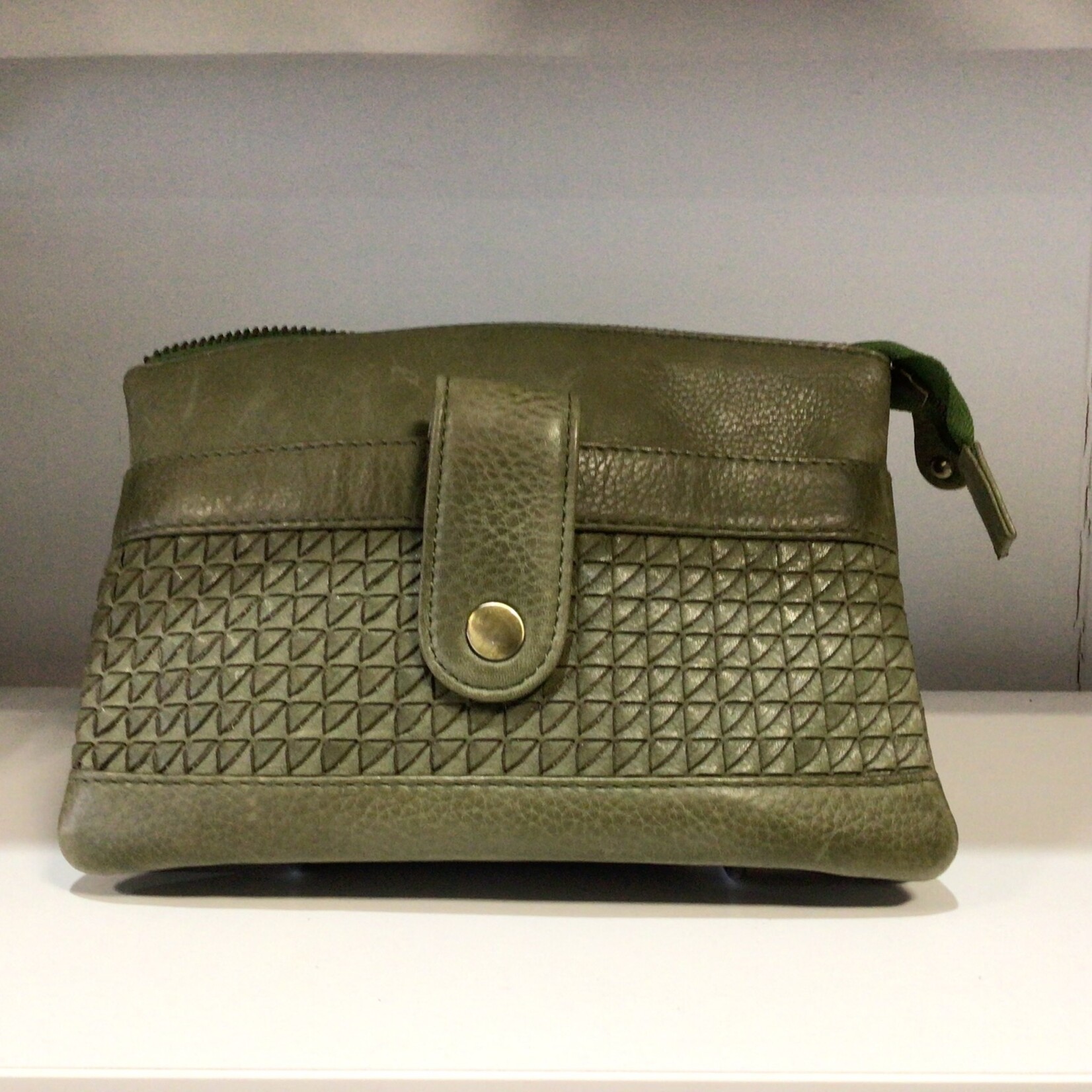 Verona Olive Weave Leather Crossbody/Phone Bag