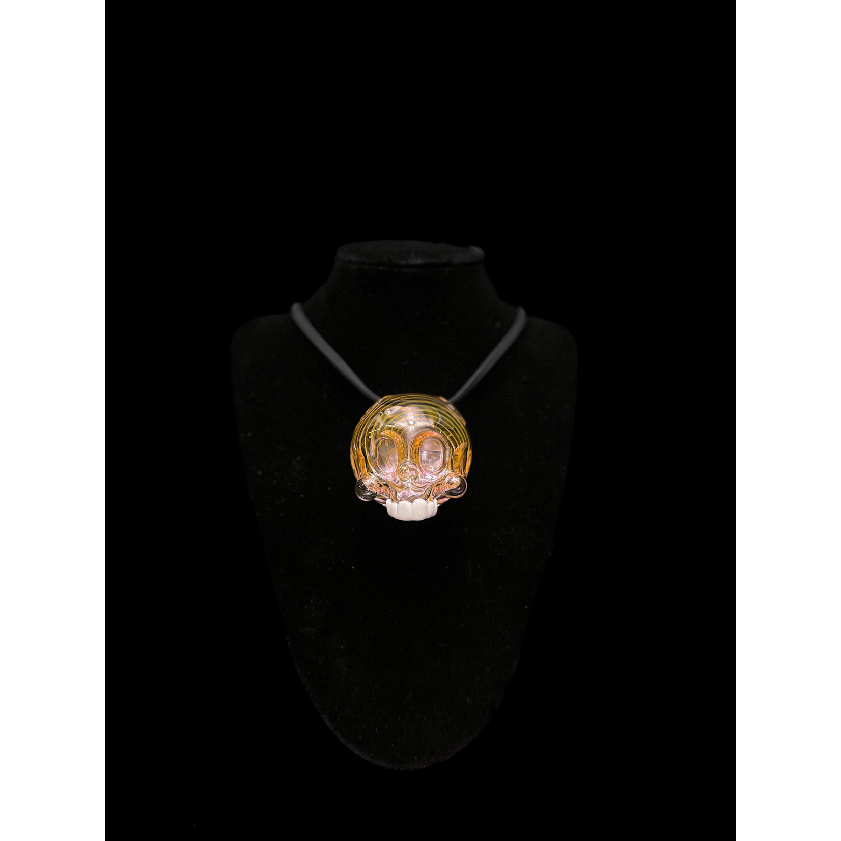 Annealed Inovations Skull Pendent