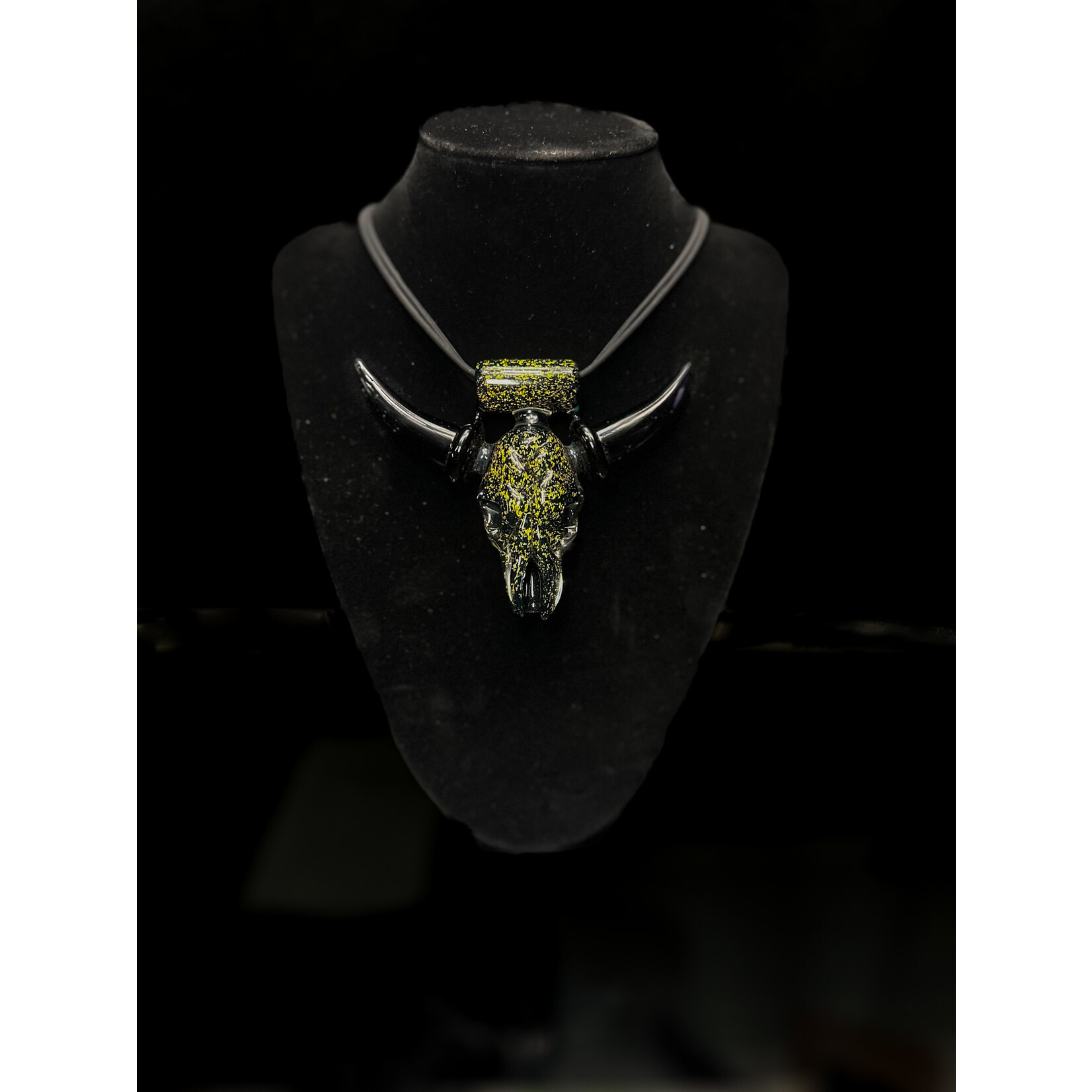 HicDogg Cow Skull Pendent Gold Tube Loop