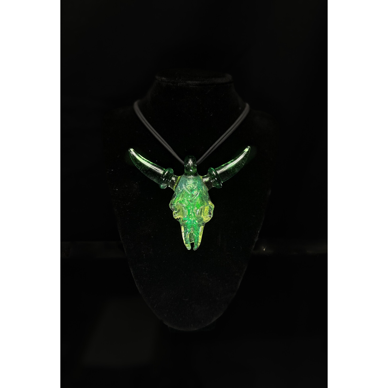 HicDogg Cow Skull Pendent Green