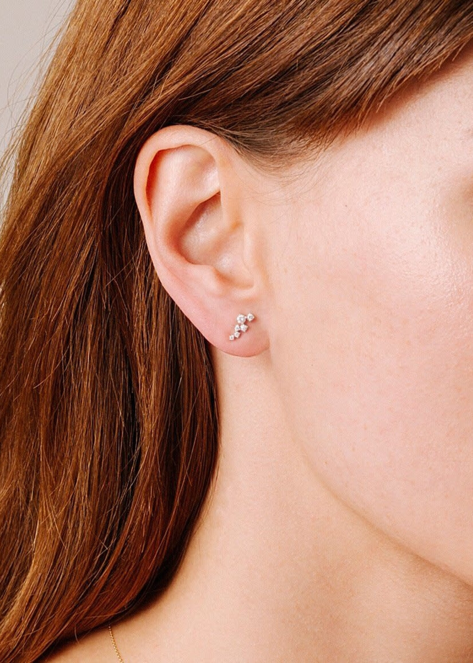 Scattered Diamond Post Earring - Y14 & .25 ct