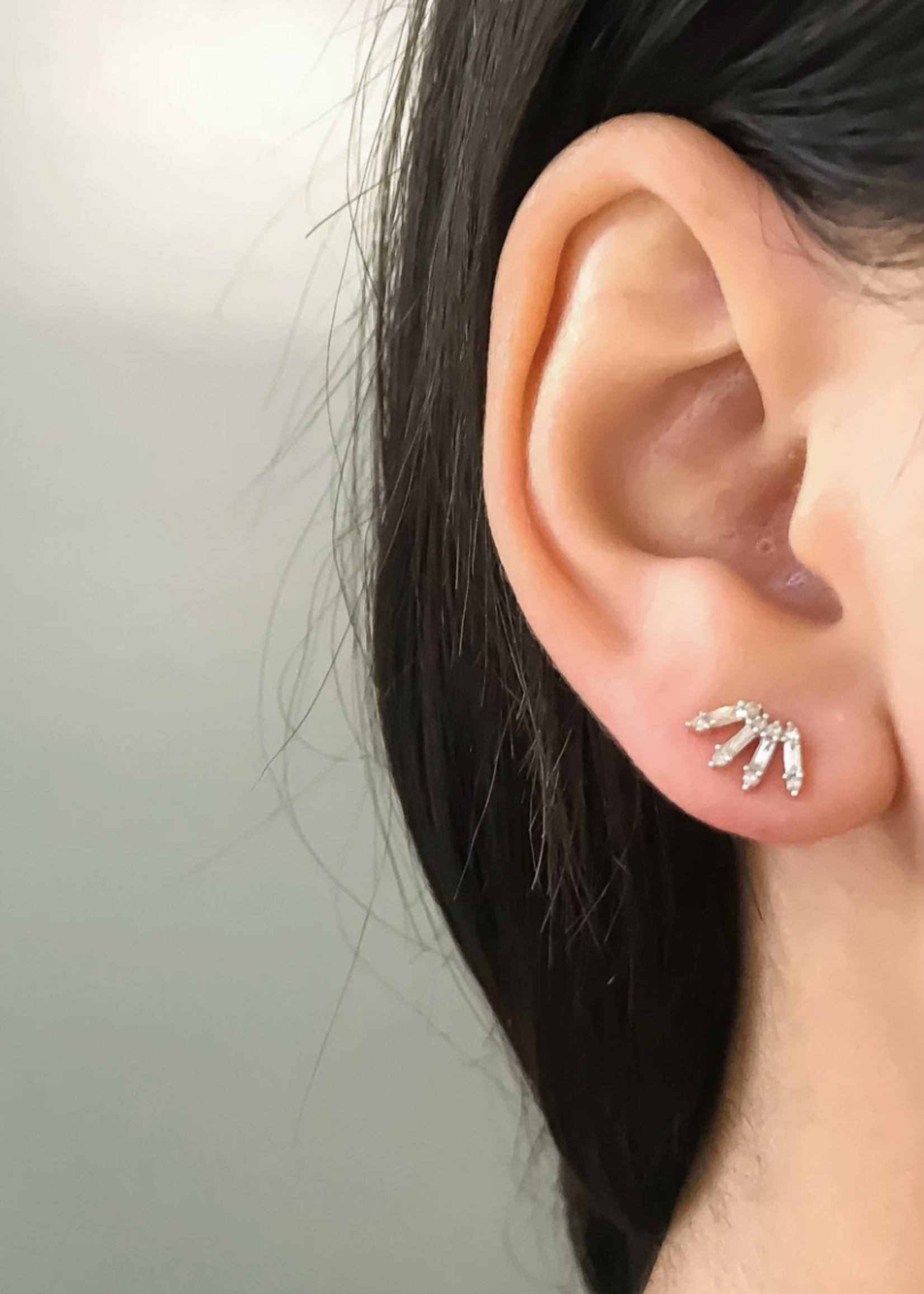 Stack baguette curve posts Y14 + .2ct