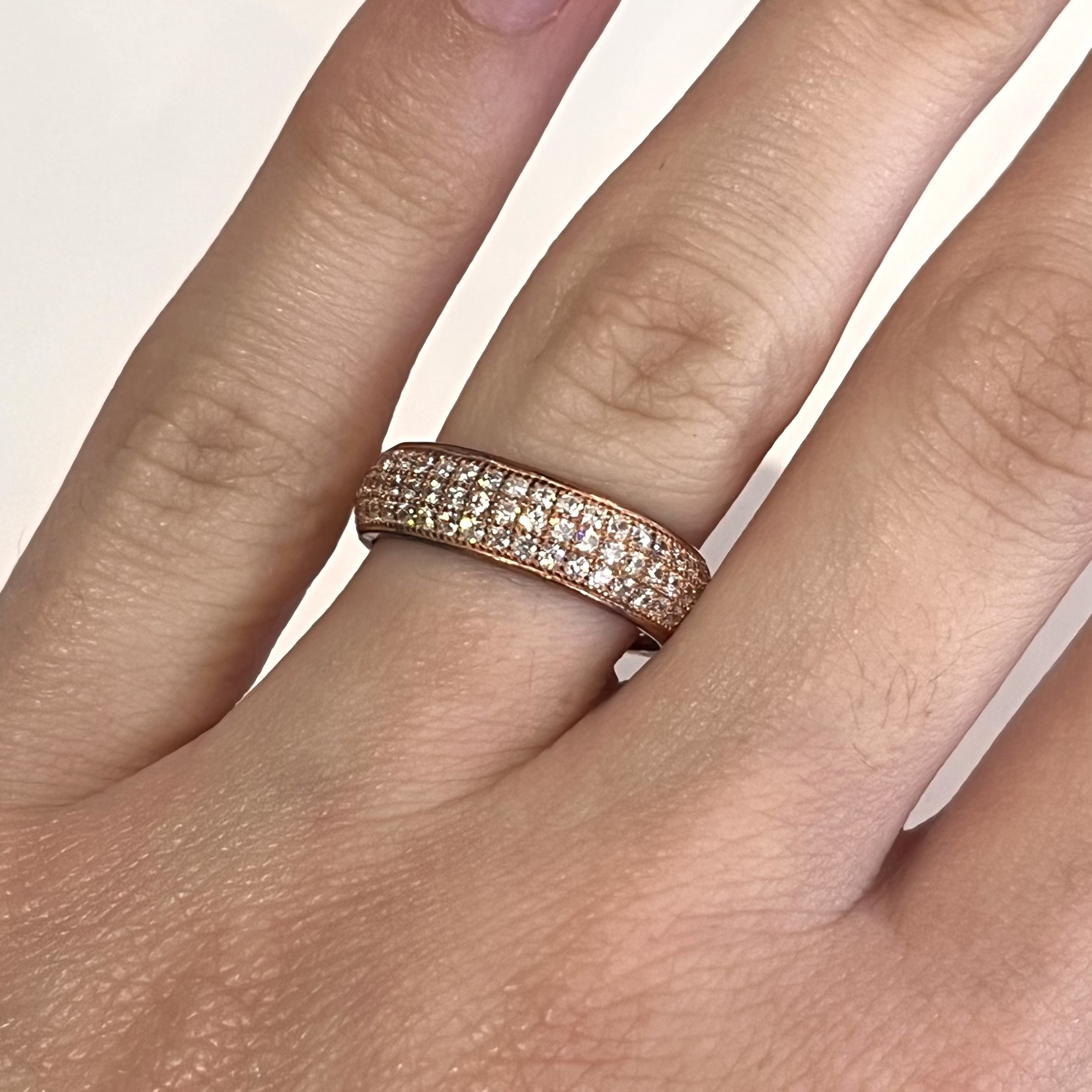 Rose gold rounded pave band ring