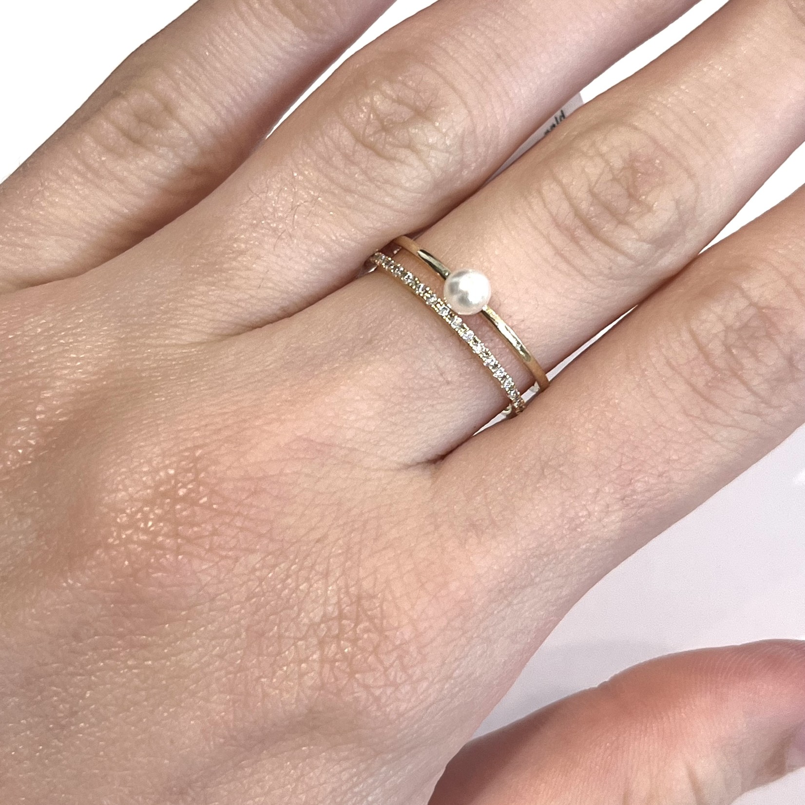 Dainty 2 layer gold ring w/ single pearl & CZ band