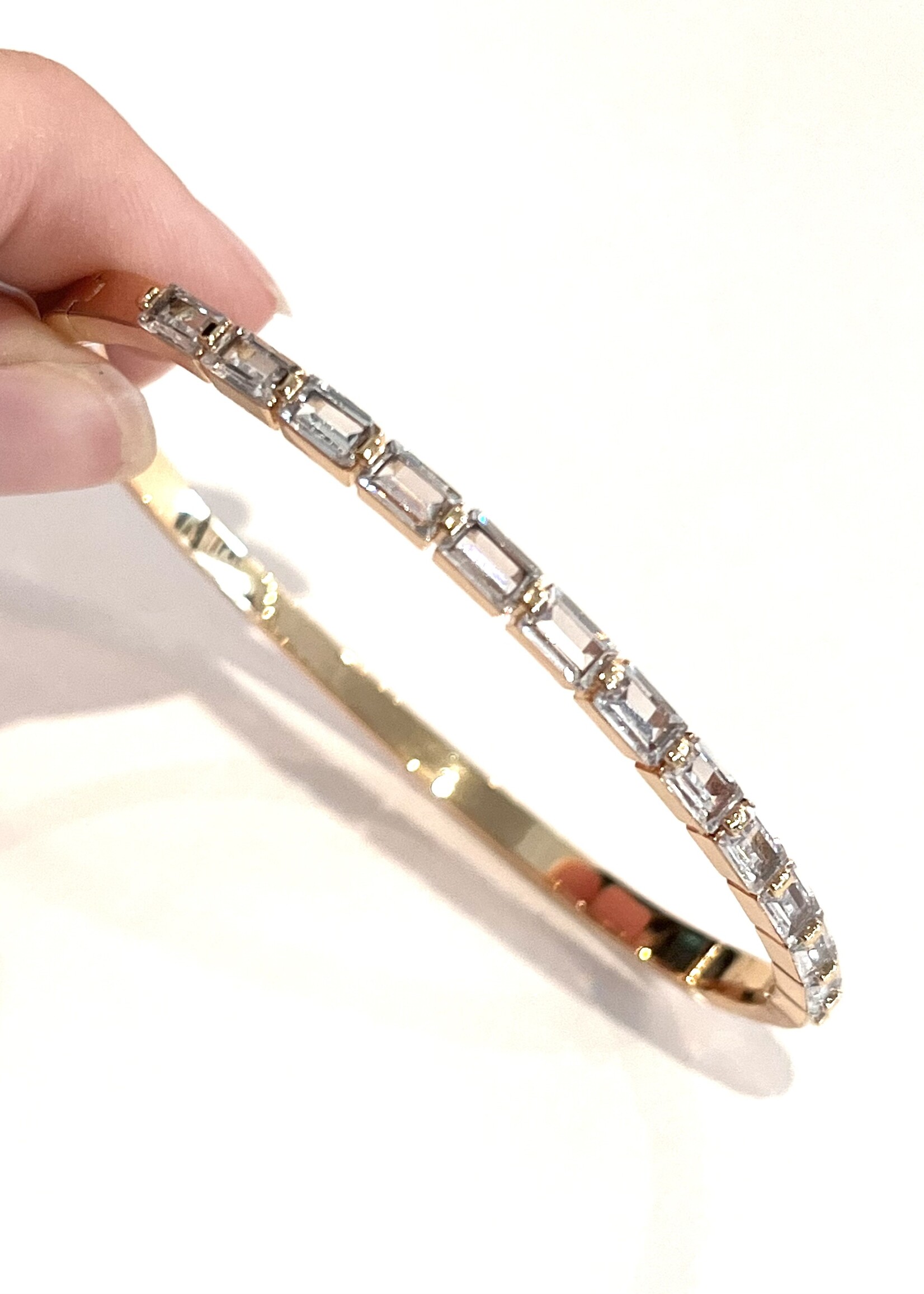 Side Baguette Hinge Cuff
