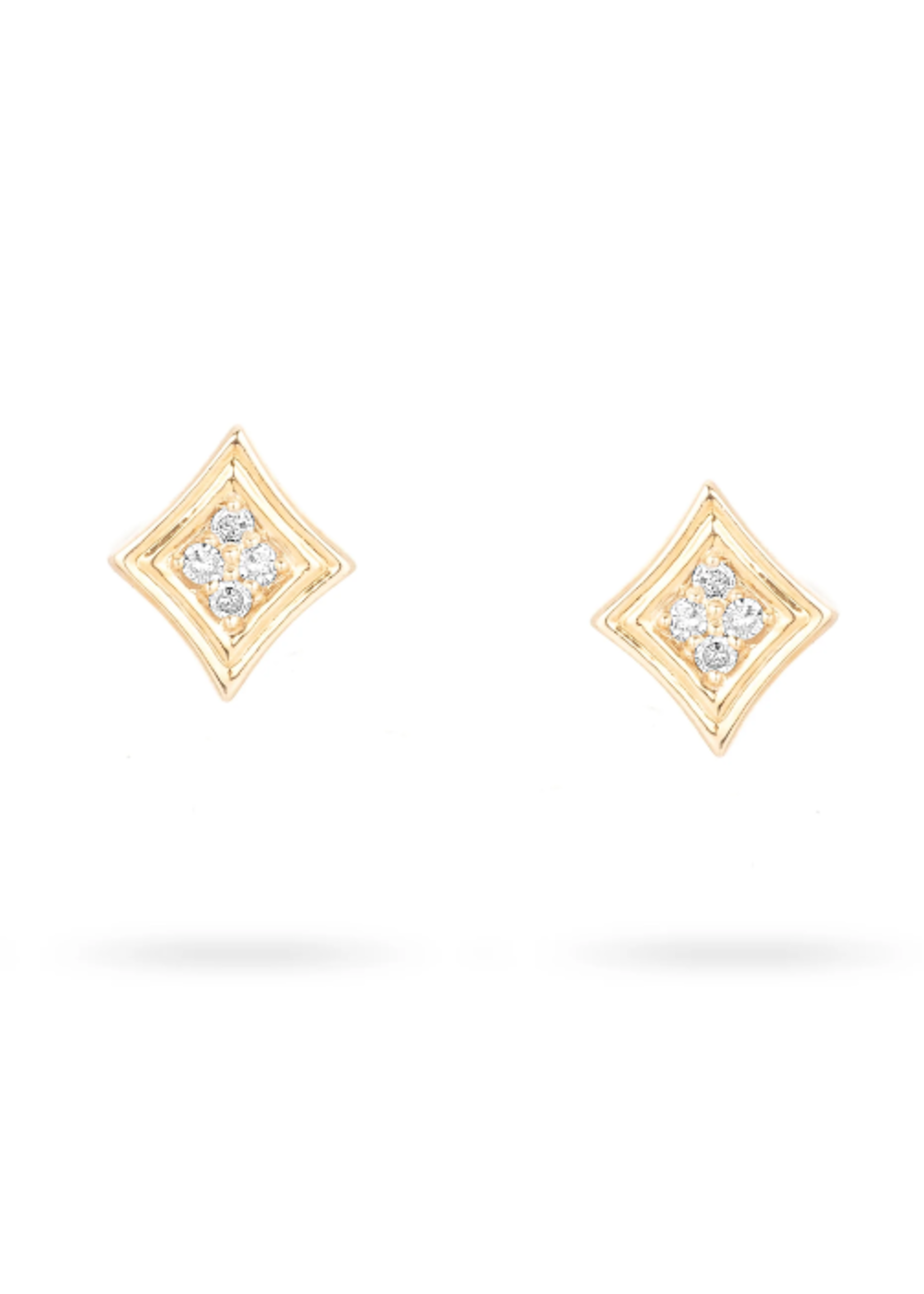 Make Your Move Pave Diamond Posts