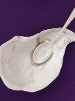 Salt Cellar Oyster w spoon