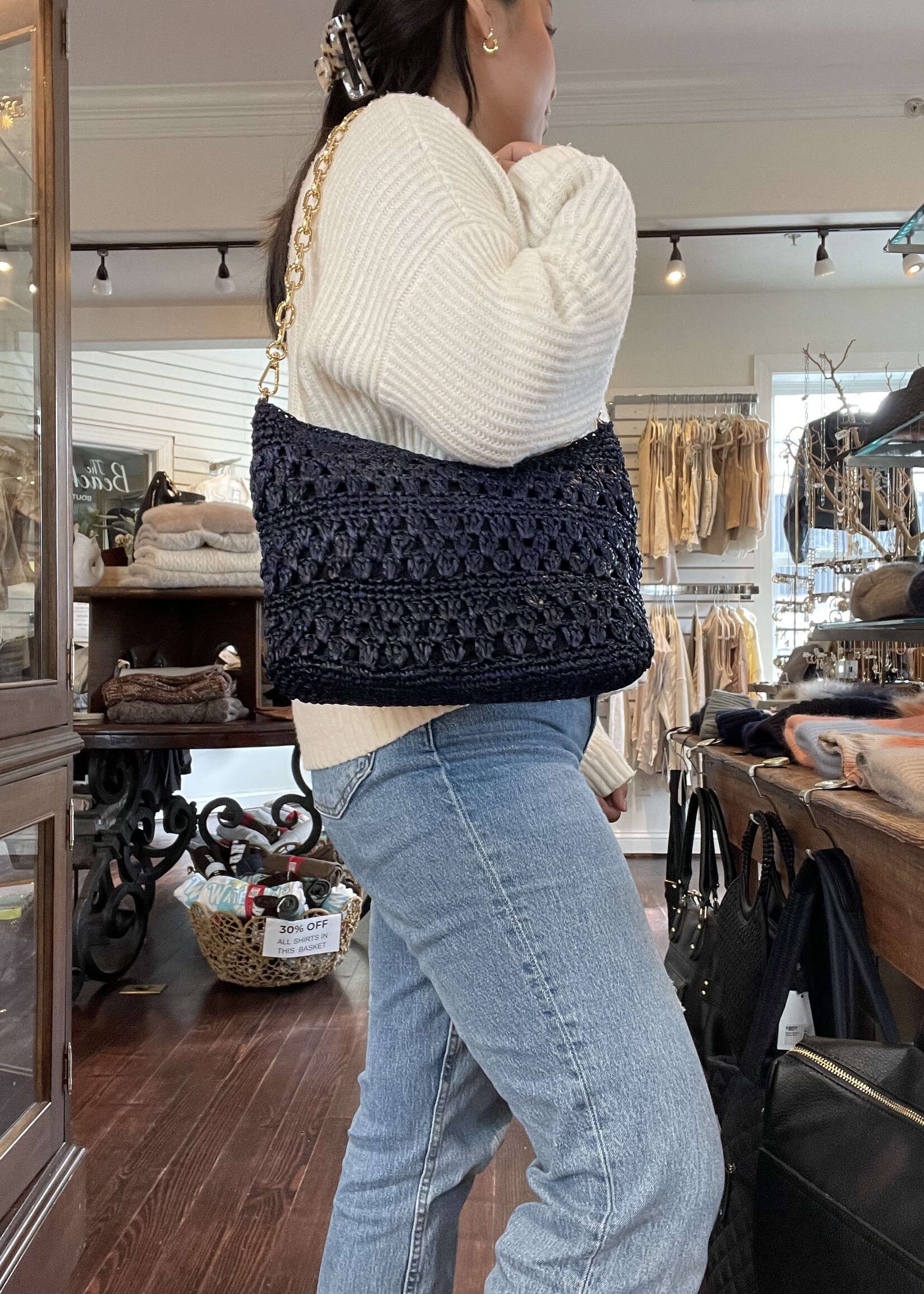 Luana Shoulder Bag in Raffia