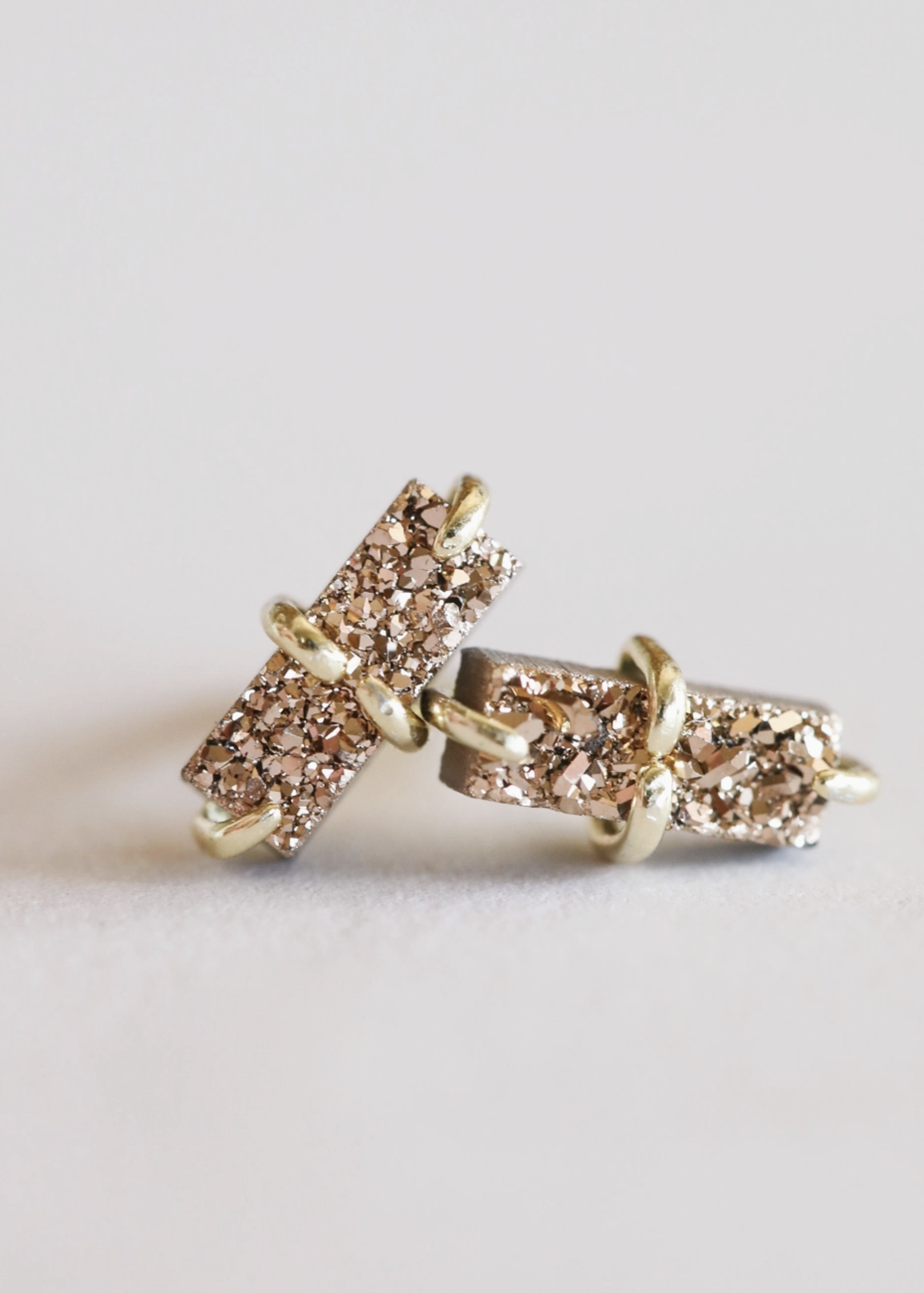 Druzy Bar Studs