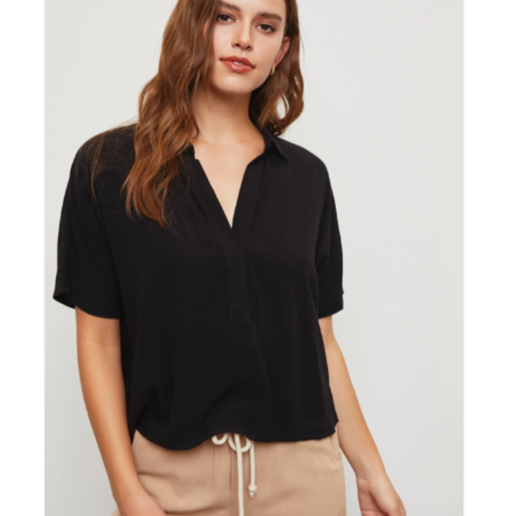 COLLAR V-NECK TOP BLACK