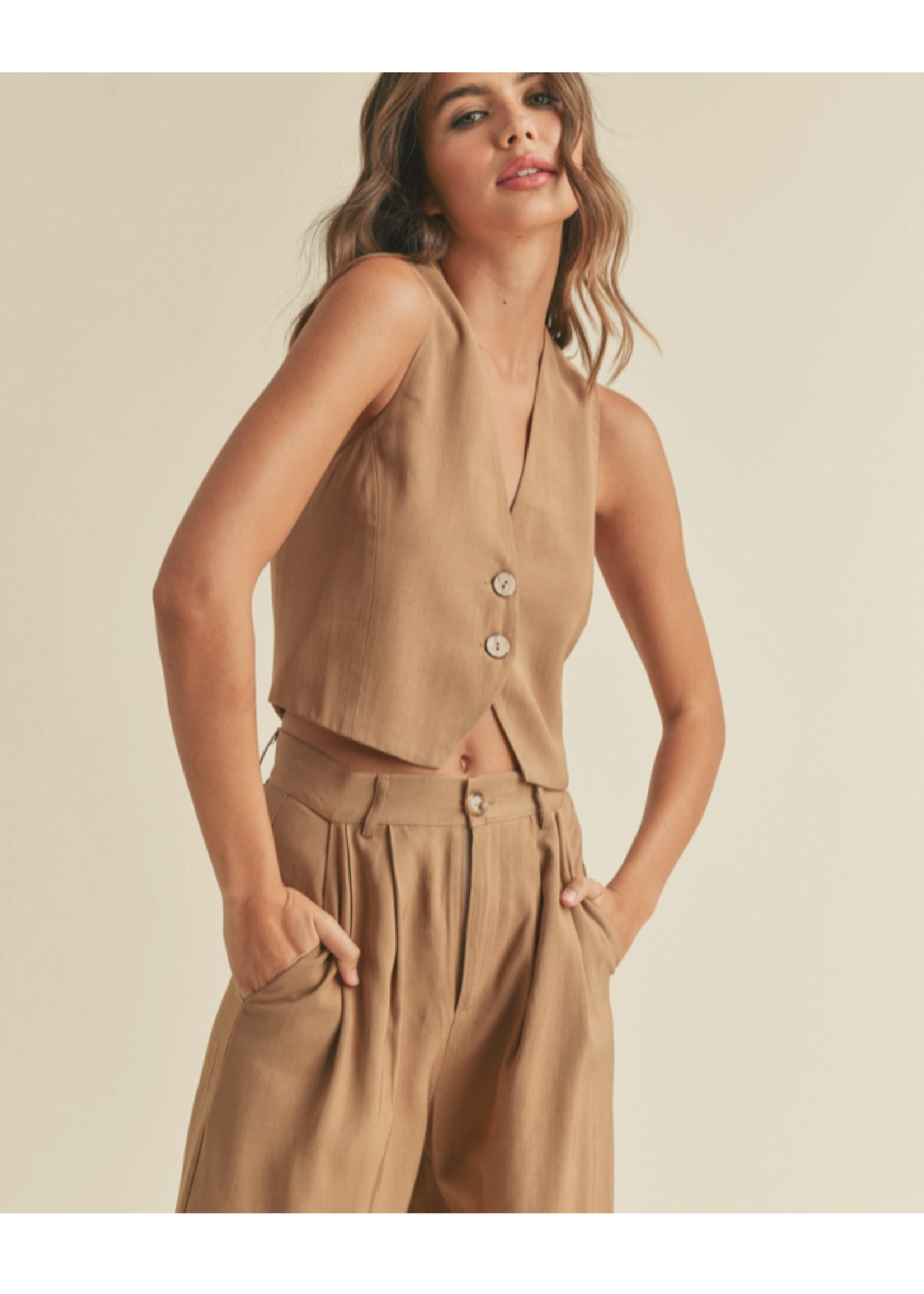 Tuxedo Vest Camel