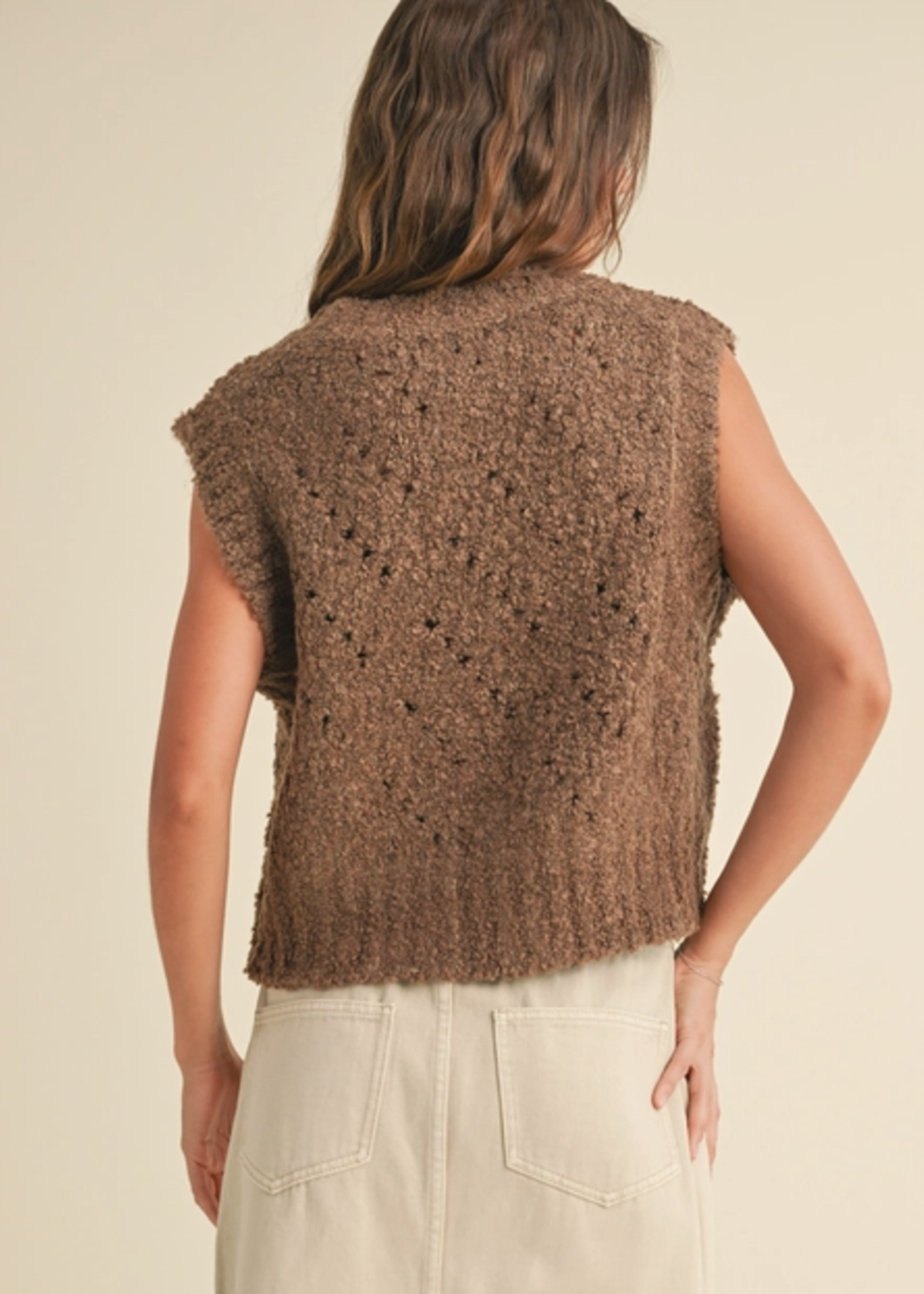 Knitted Vest With Curly Threads
