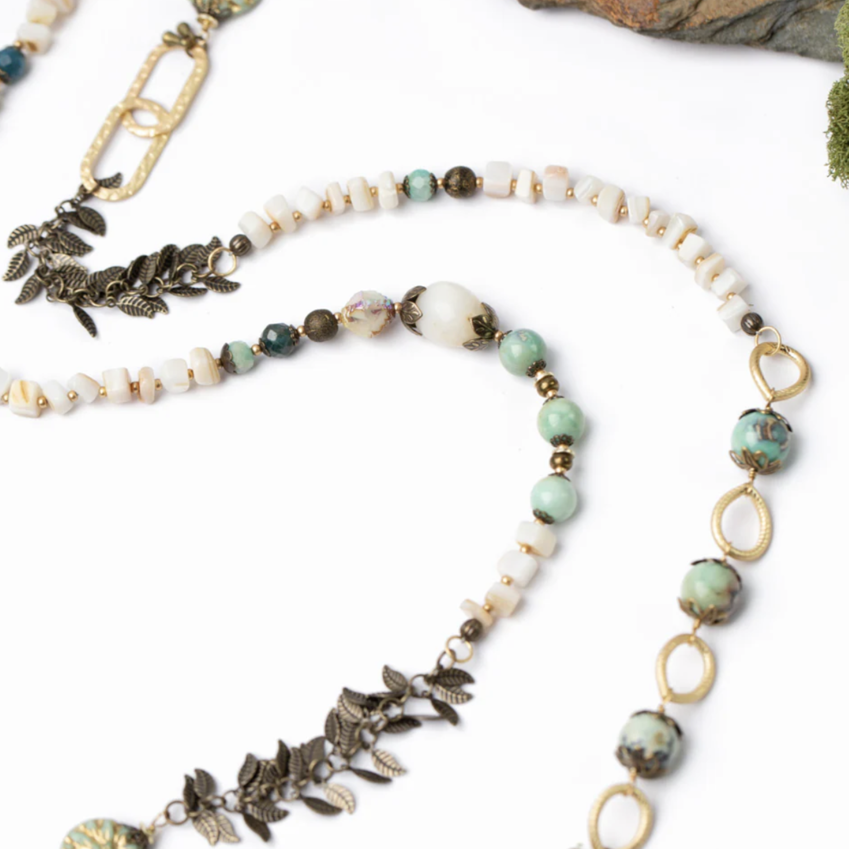 jewlery Heron Beaded Necklace with Neon Apatite & Amazonite