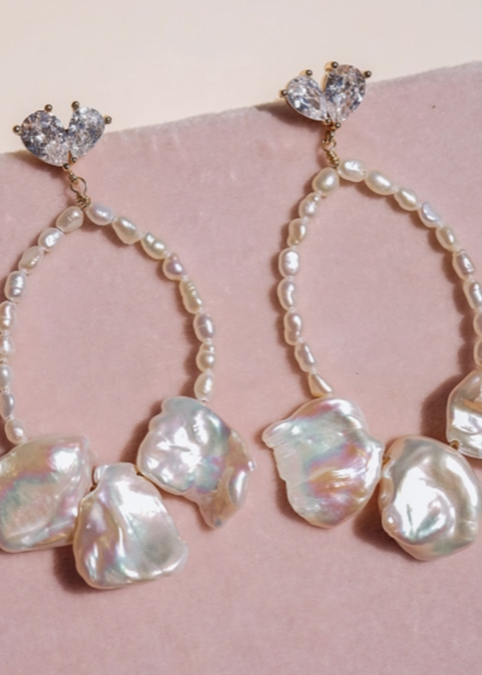 Kaiya Pearl Earrings