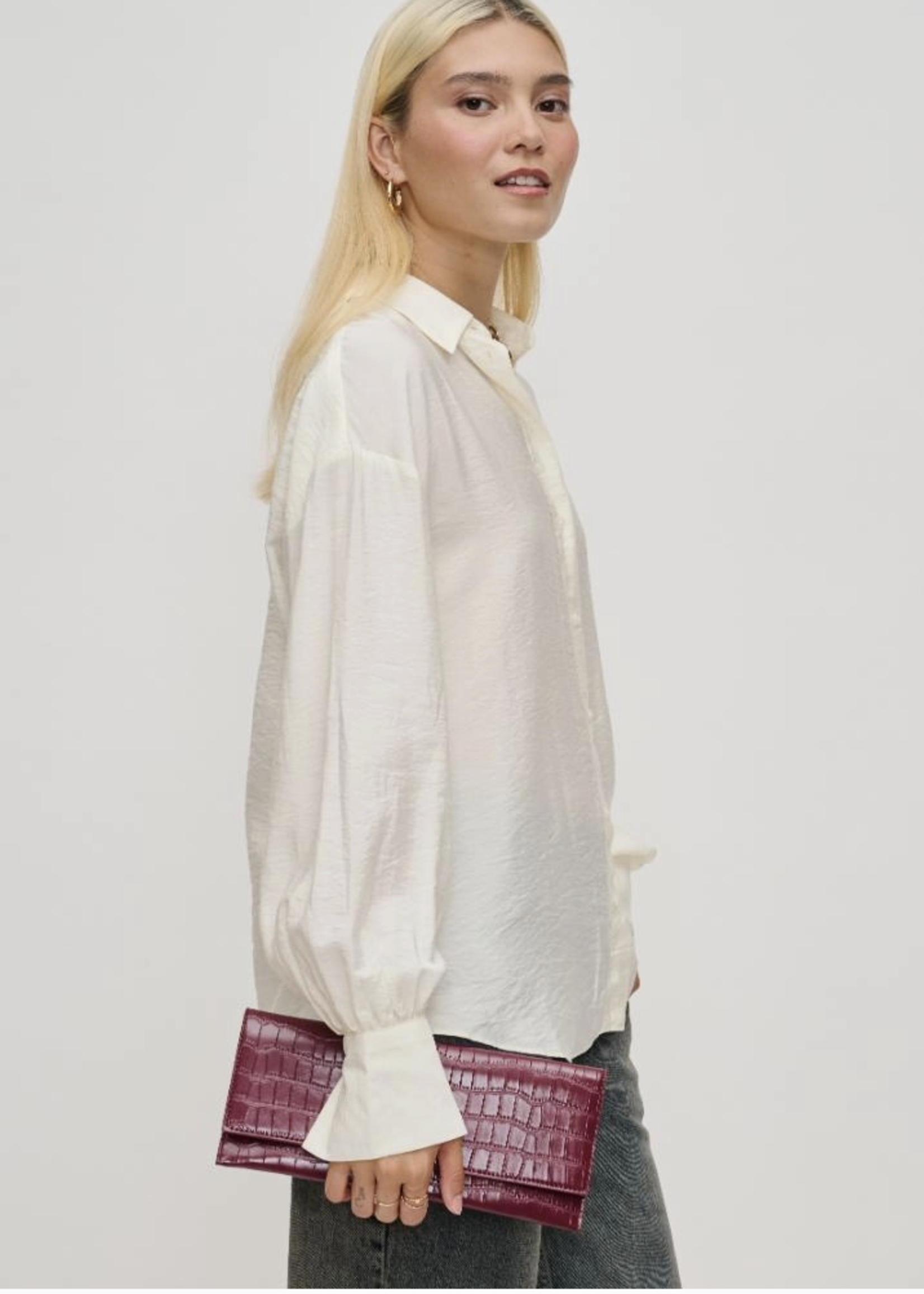 Adelle Clutch