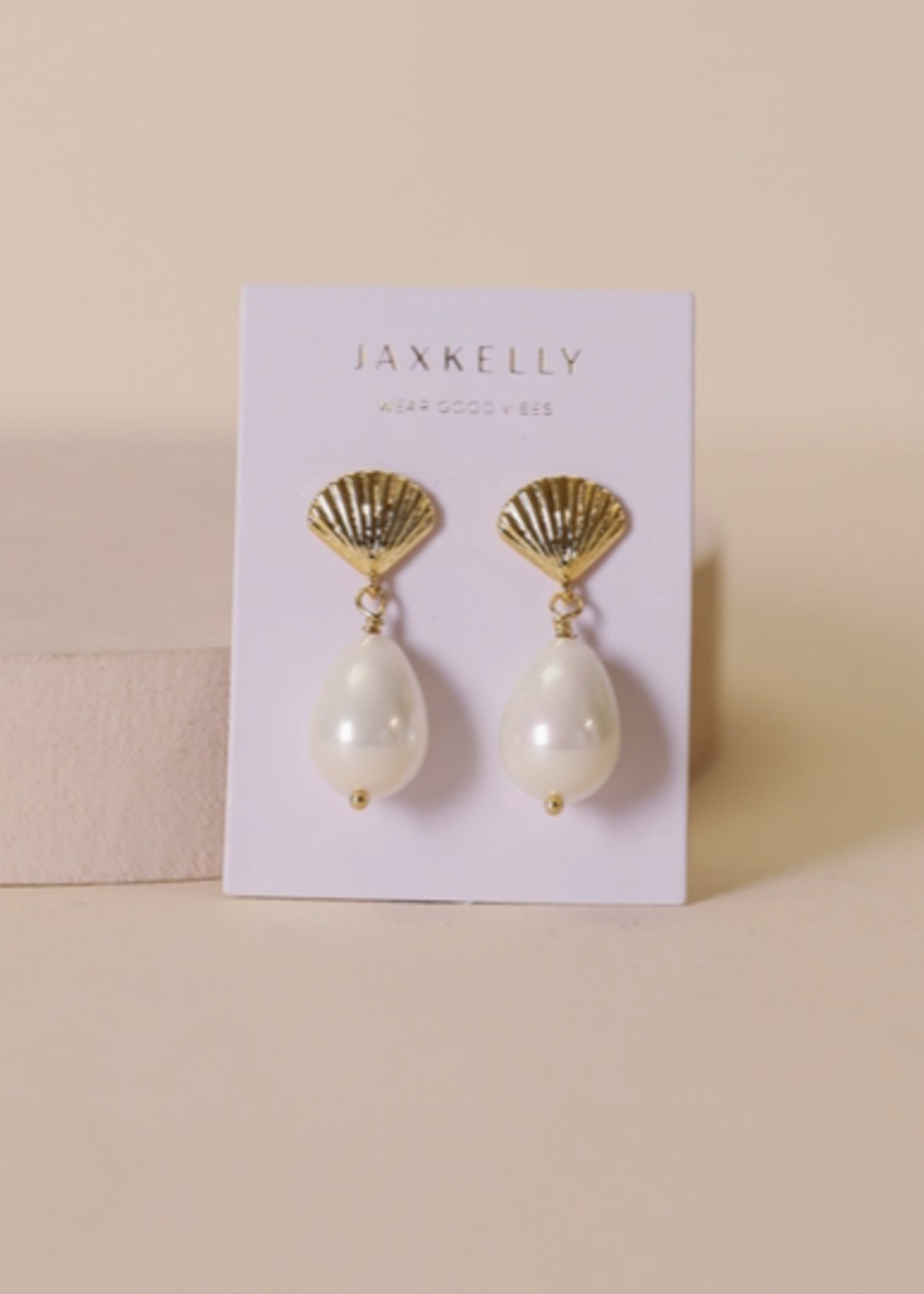 Seashell Pearl Drop Gold Earrings