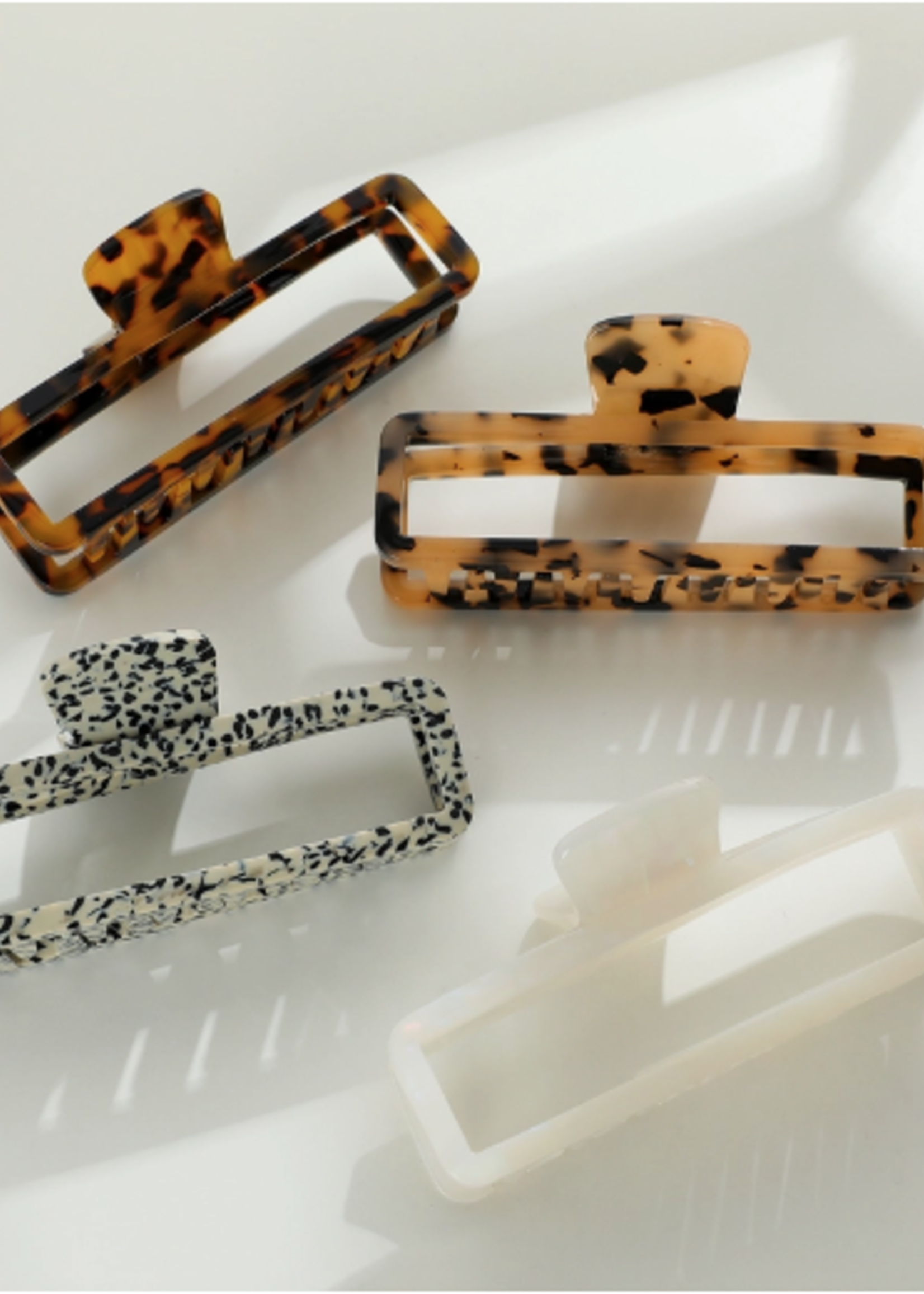 Sienna Classic Large Hollow Rectangle Claw Clip