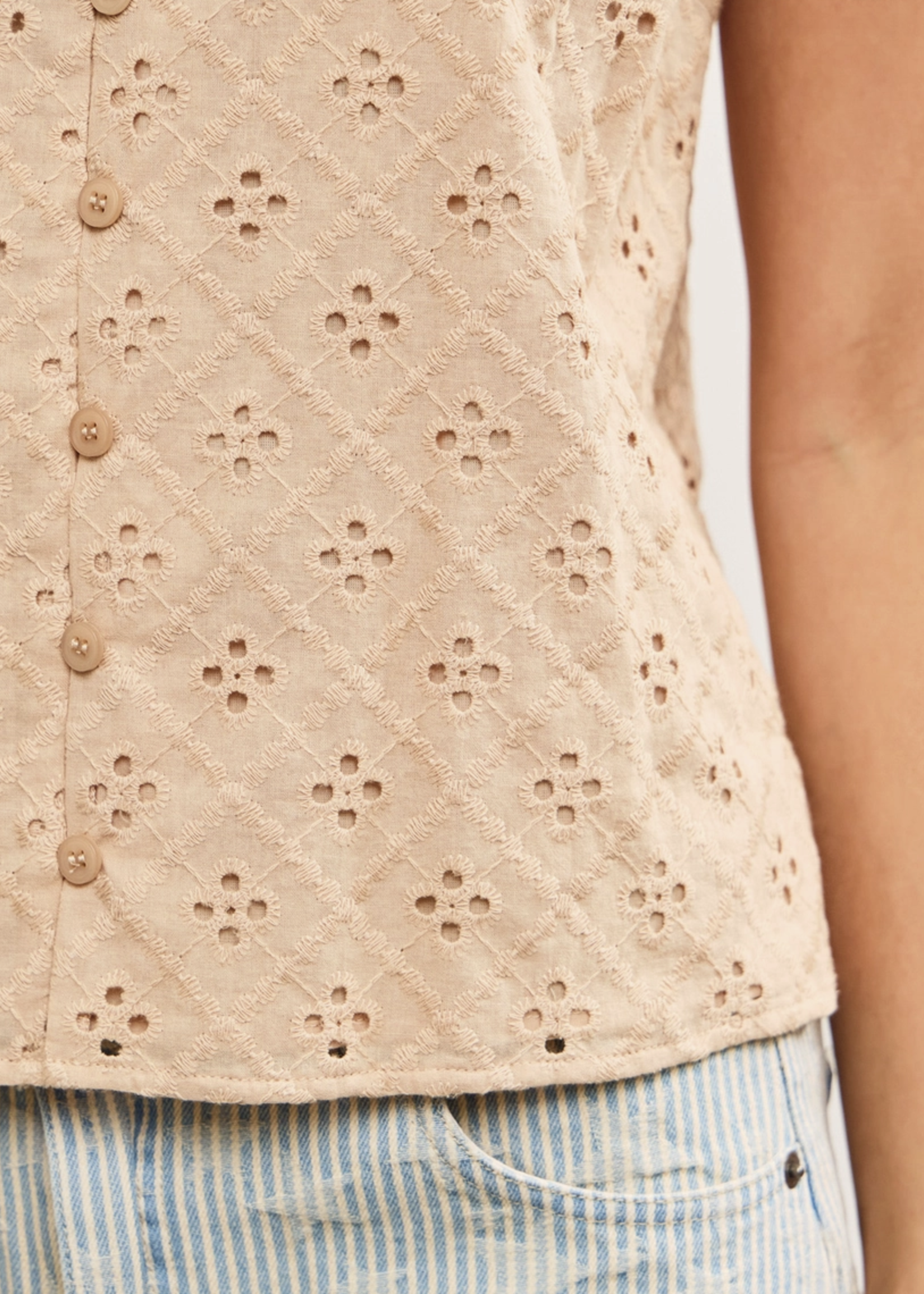 Front Button Eyelet Cami