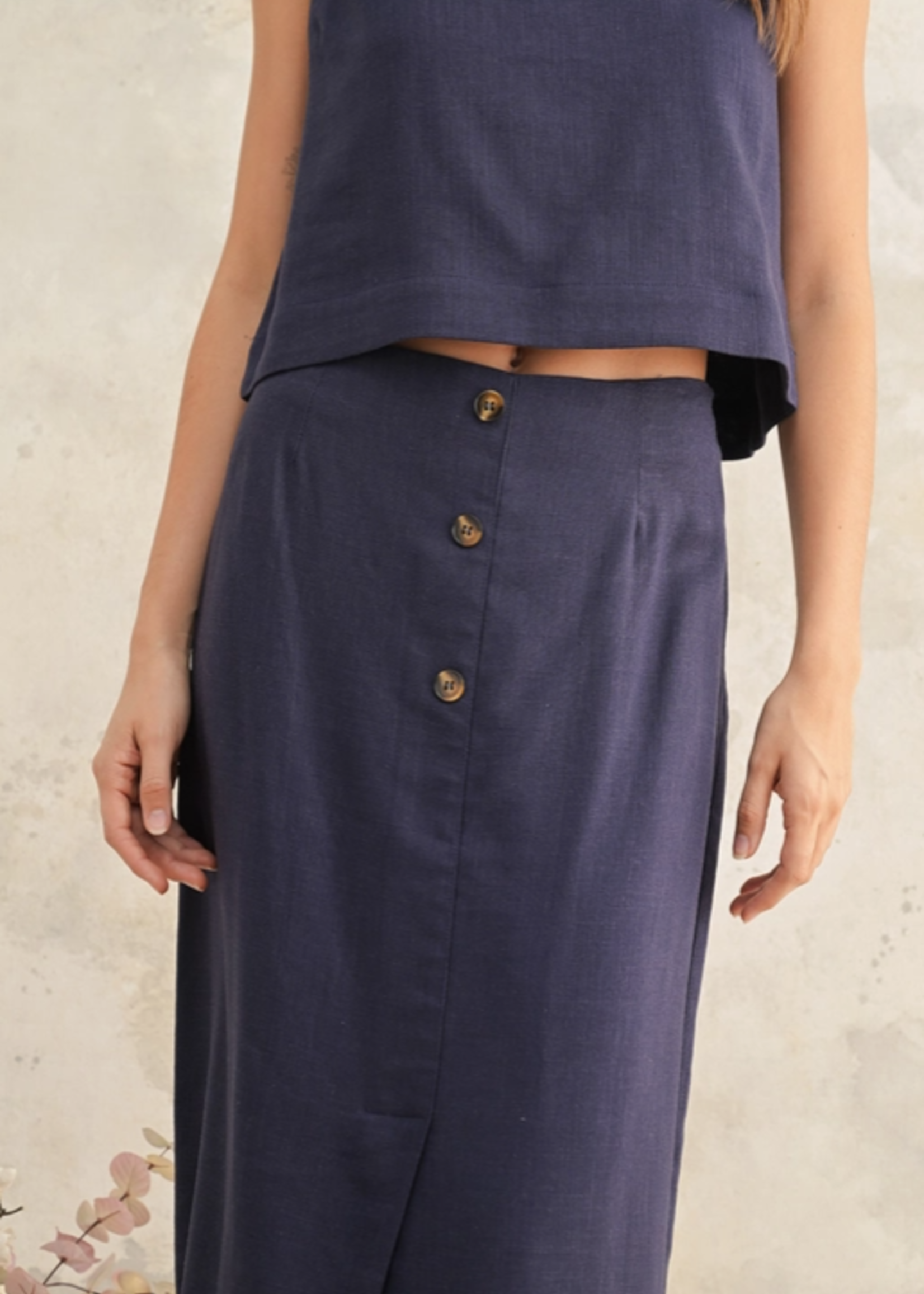 Button & Slit Front Long Skirt