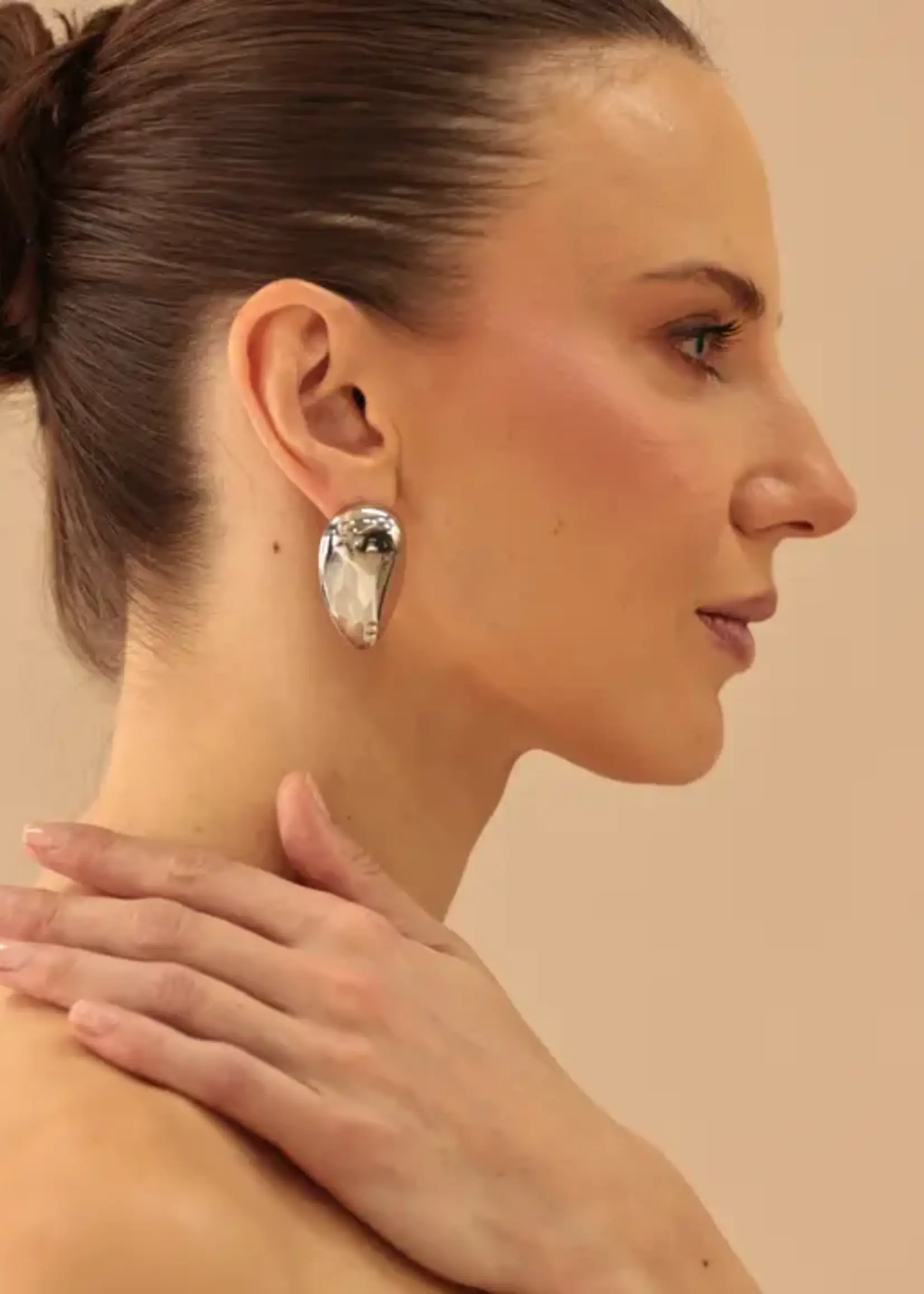 Aura Earrings
