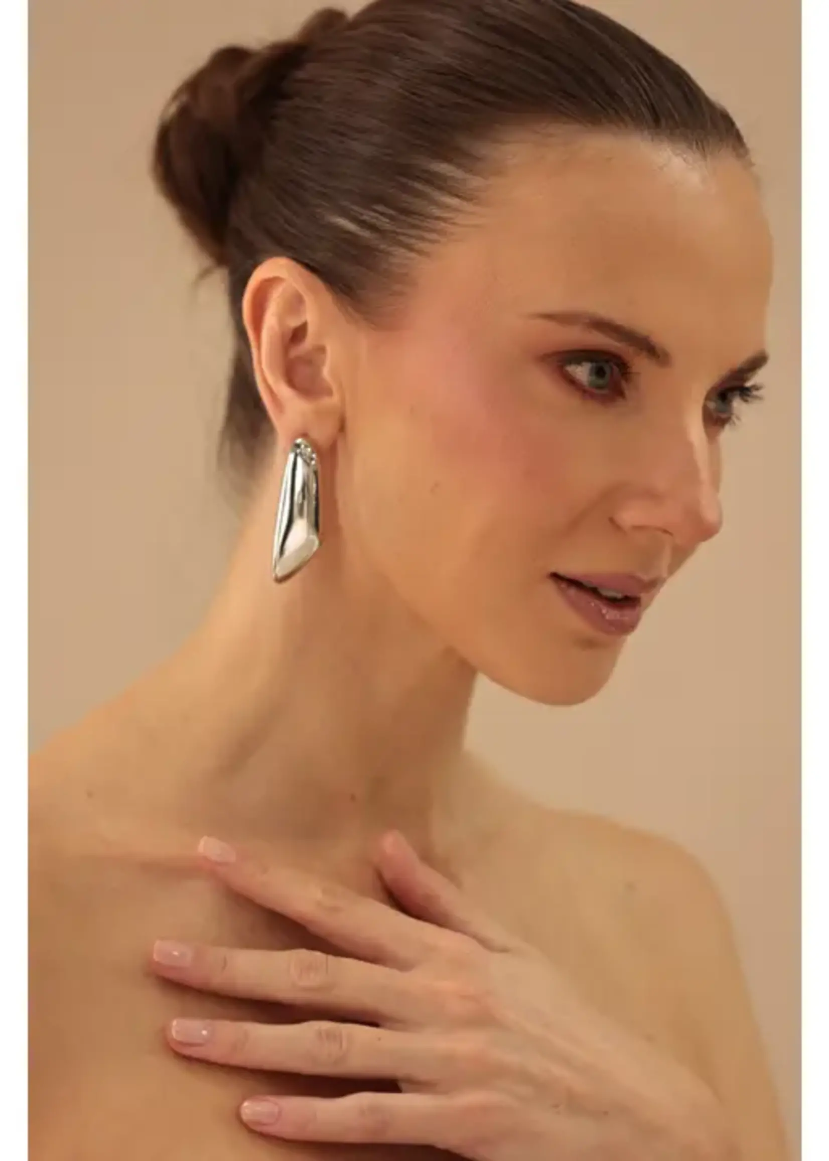 Lyra Earrings