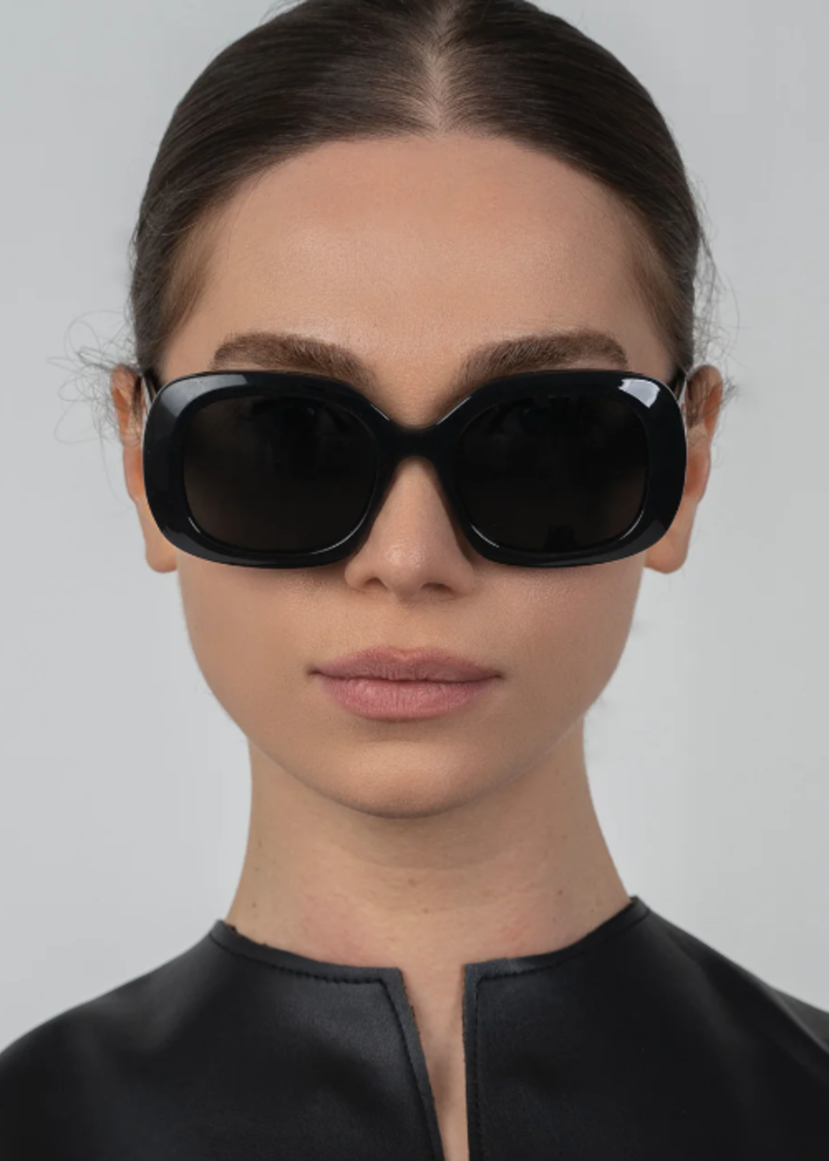 Sunglasses & Readers Valerie Sunglasses Black/Smoke