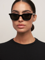 Sunglasses & Readers Nia Sunglasses Black/Smoke