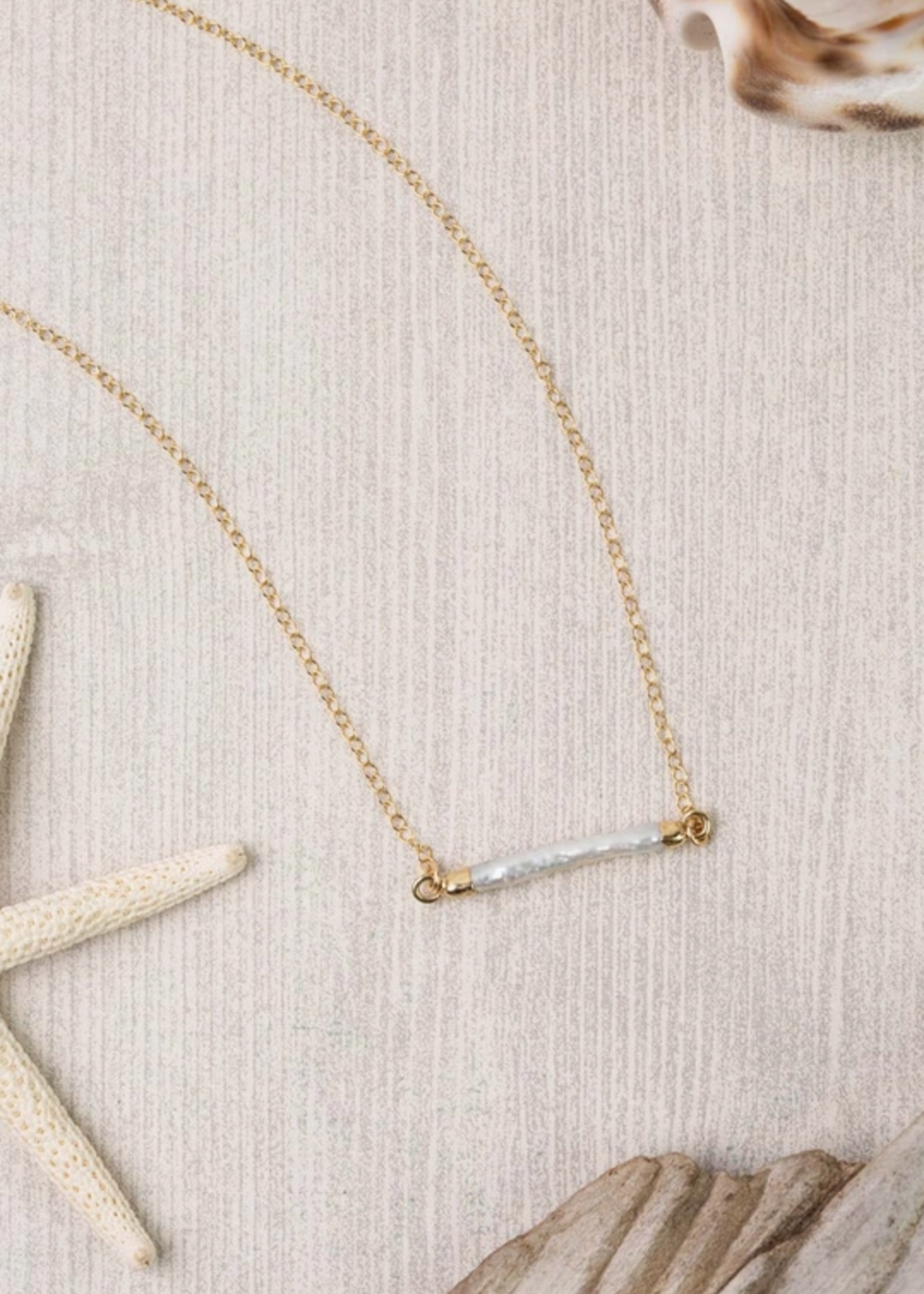 Seaside 16-18" Simple Fresh Water Pearl Focal Necklace