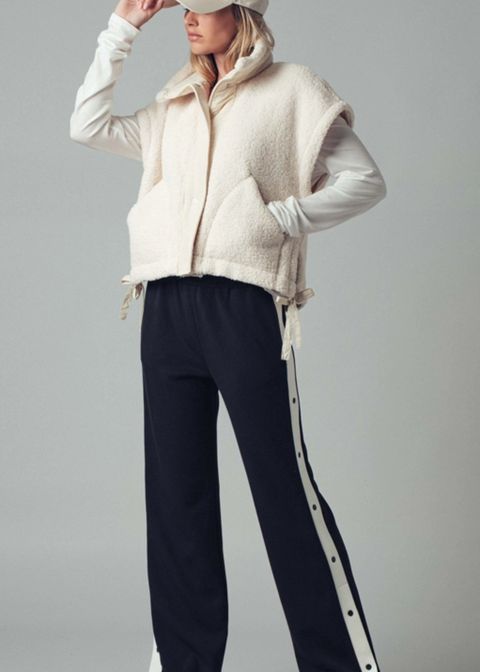 Quilted Collar Boxy Sherpa Vest