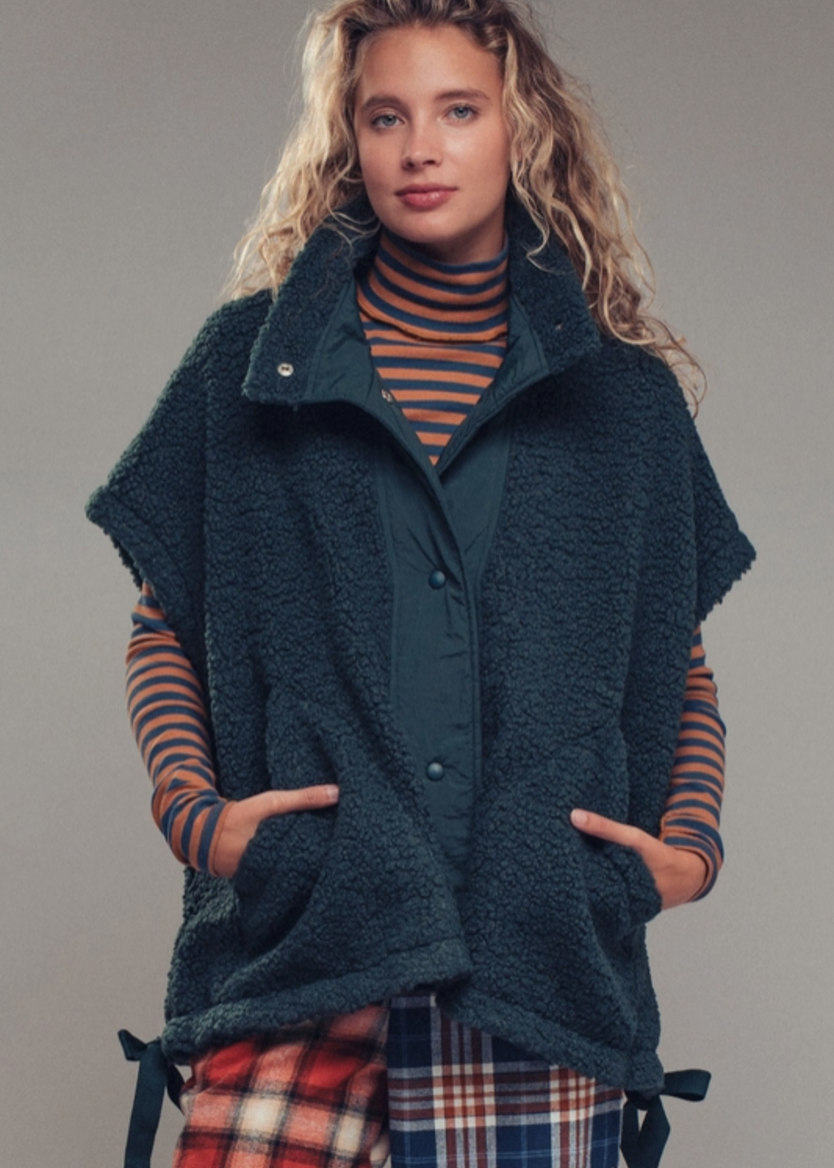 Oversized Sherpa Fleece Vest