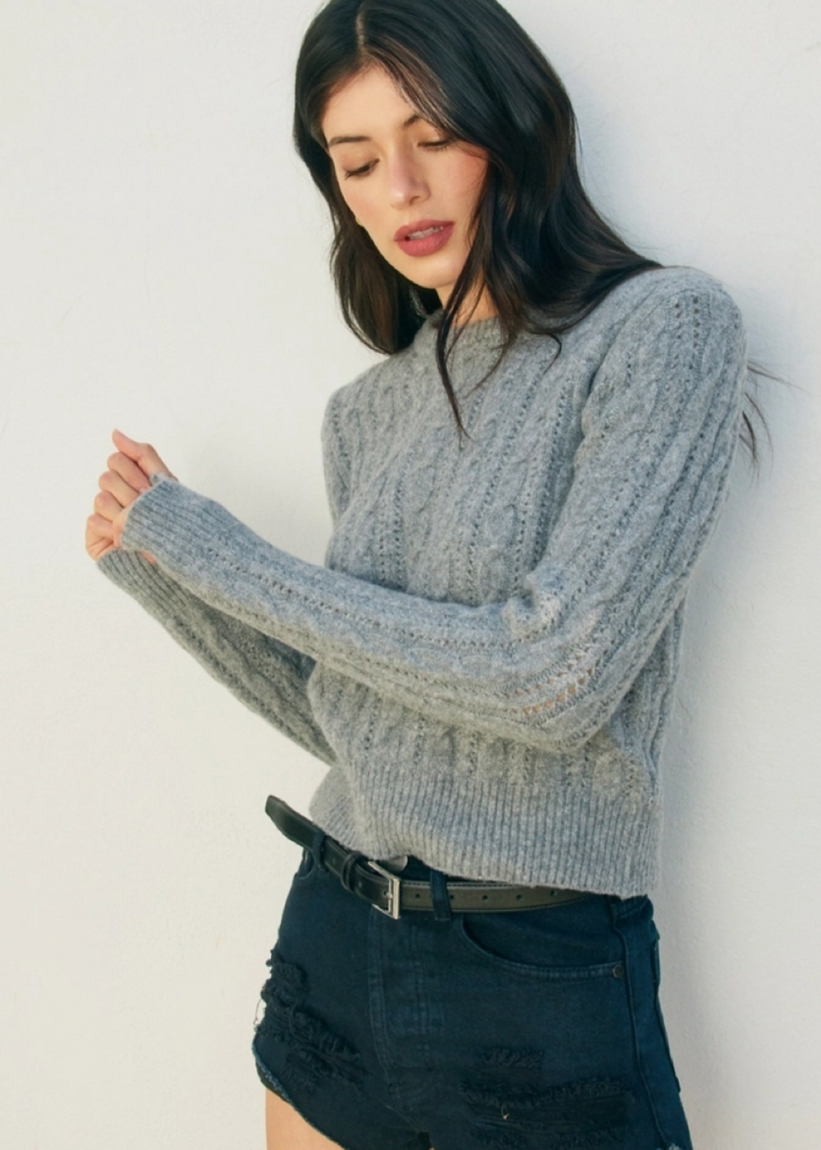 Cable Knit Sweater Grey