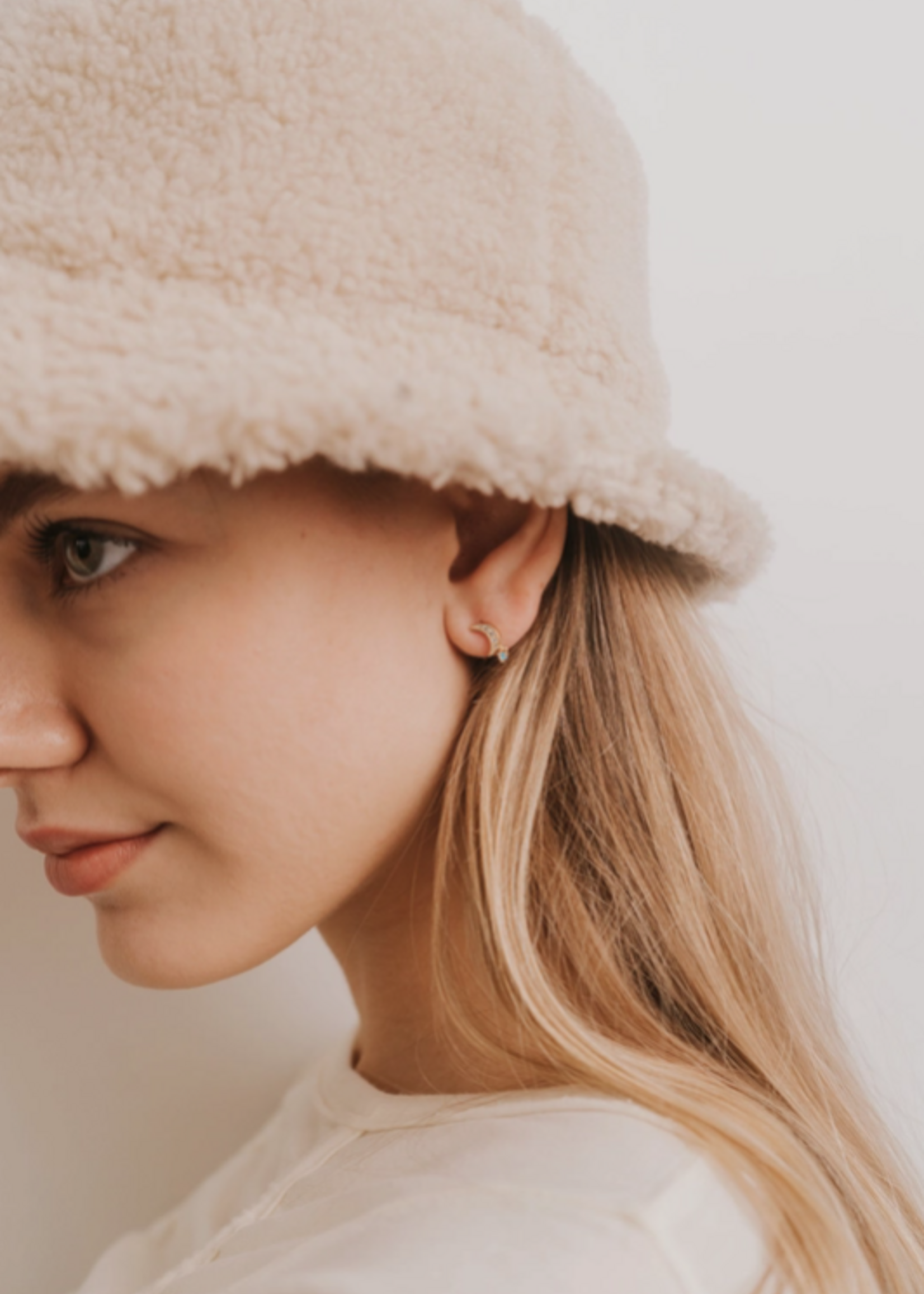 Moon Drop - Opal - Gold Earrings