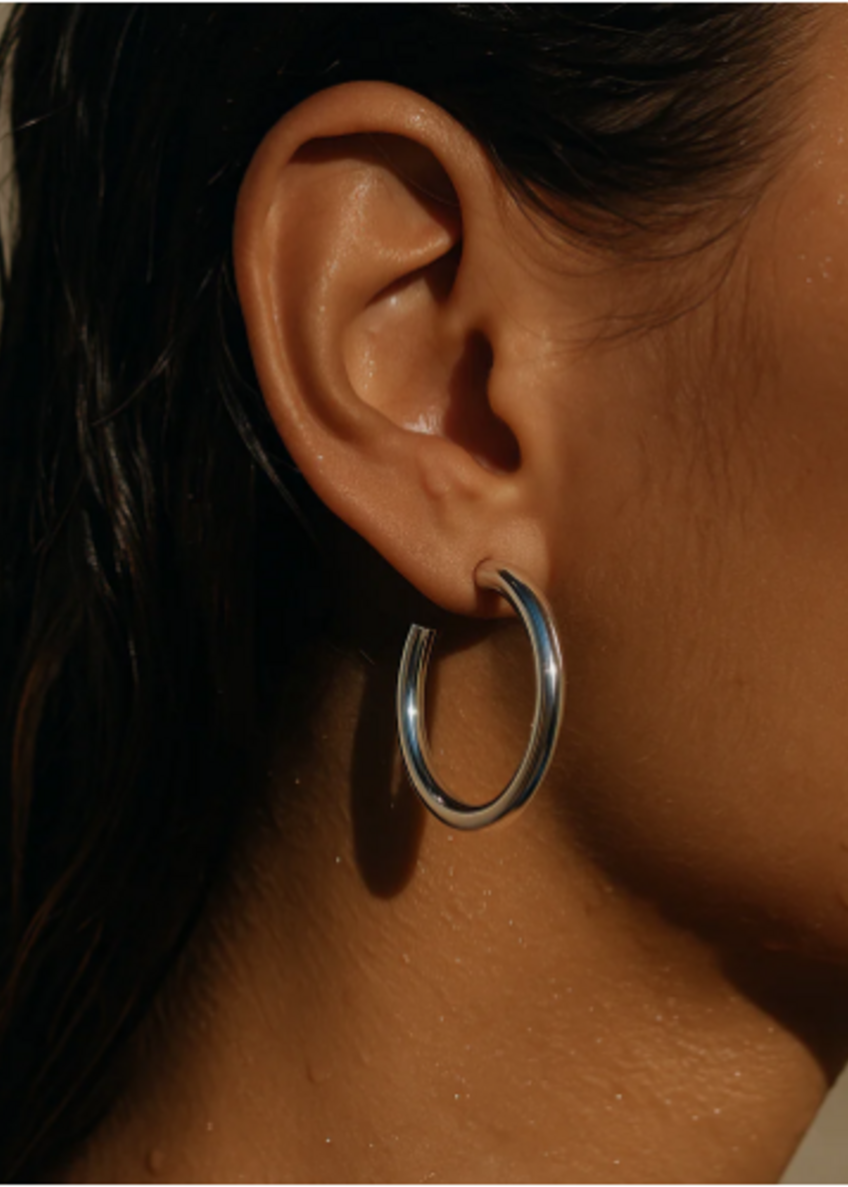 Flora Large Hoop Earring Silver