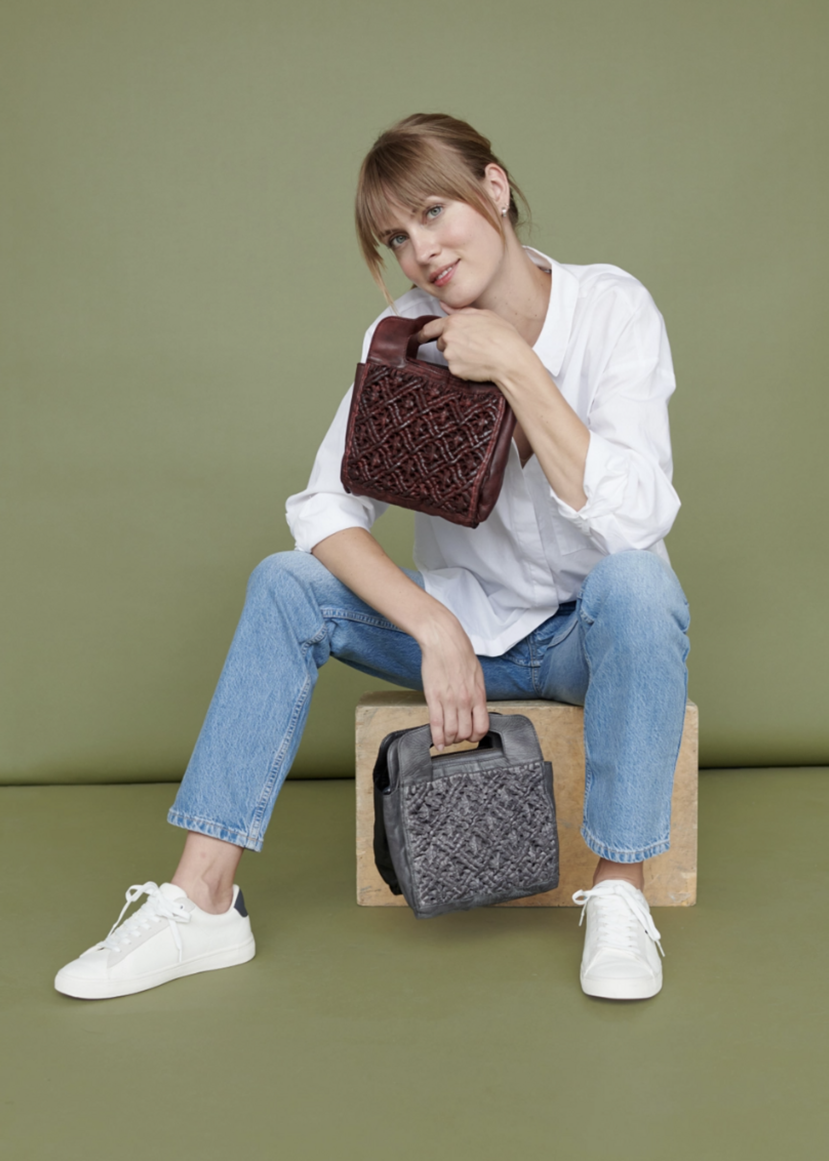 Tess Handcrafted Leather Crossbody Bag Blush