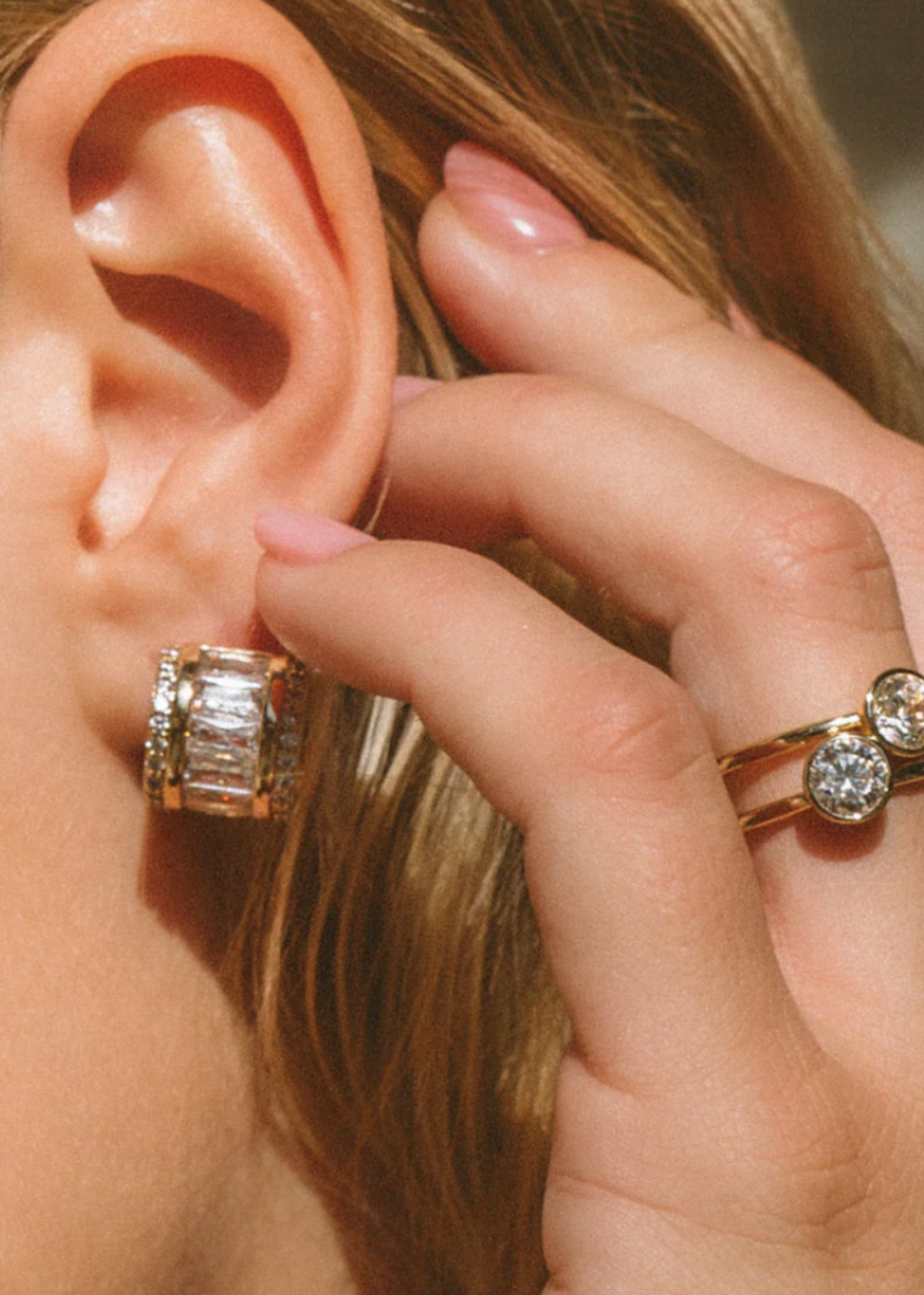 Lumière Hoop Earrings