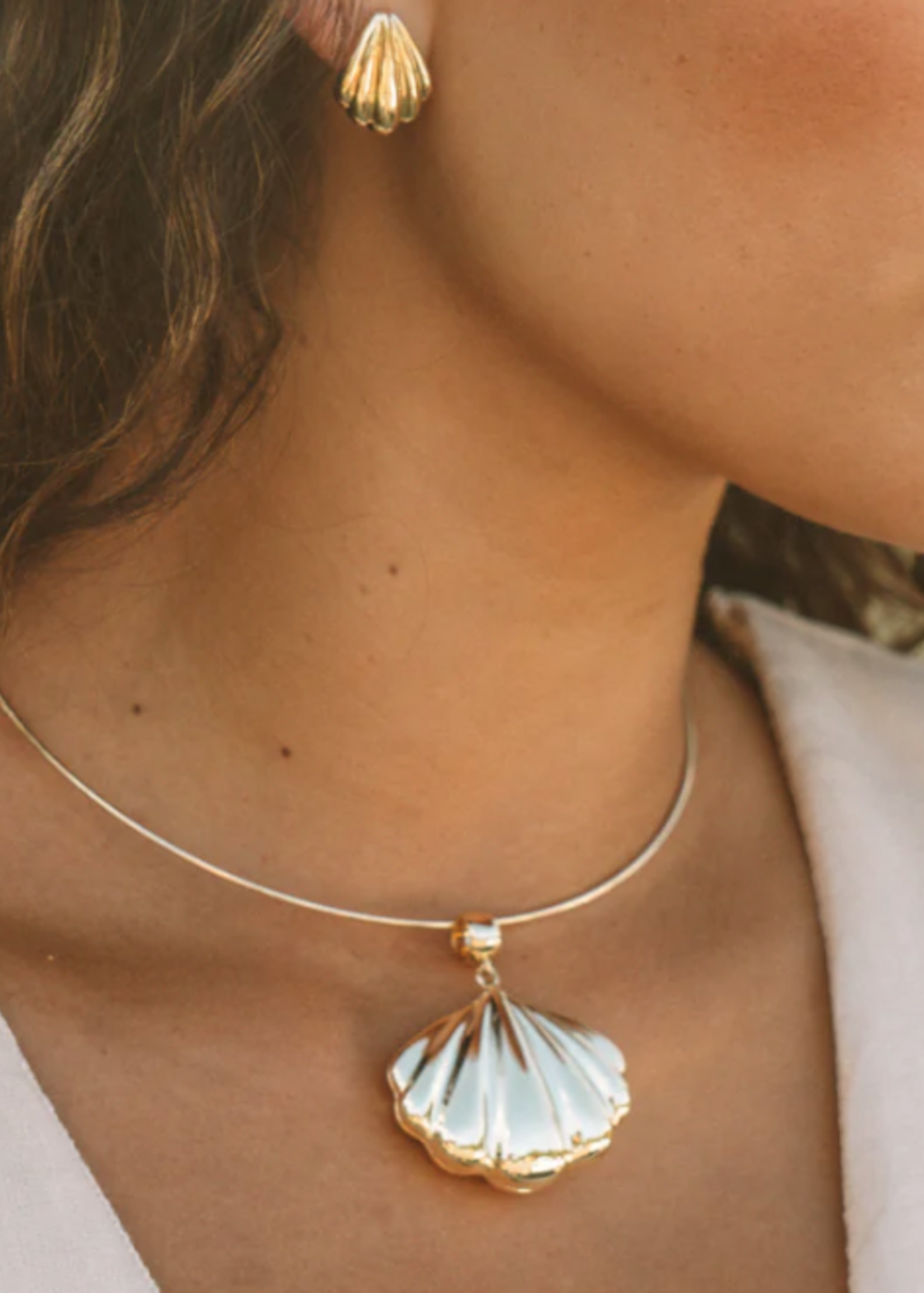 Tesoro Shell Locket Bail Charm